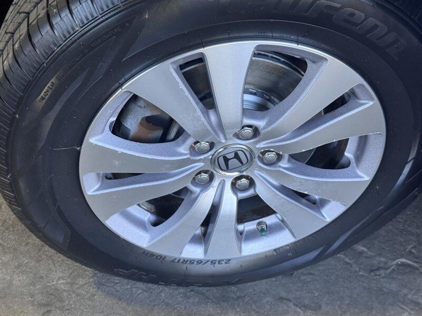 2014 Obsidian Blue Pearl Honda Odyssey EX-L (5FNRL5H66EB) with an 3.5L V6 248hp 250ft. lbs. engine, Automatic transmission, located at 25355 Eames Street, Channahon, IL, 60410, (815) 467-1807, 41.429108, -88.228432 - Introducing the 2014 Honda Odyssey EX-L the ultimate family-friendly minivan that combines comfort, style, and reliability! Dressed in a stunning Crystal Black Pearl exterior, this Odyssey stands out with its sleek and modern design, making every drive a stylish affair. Under the hood, you'll find - Photo#9