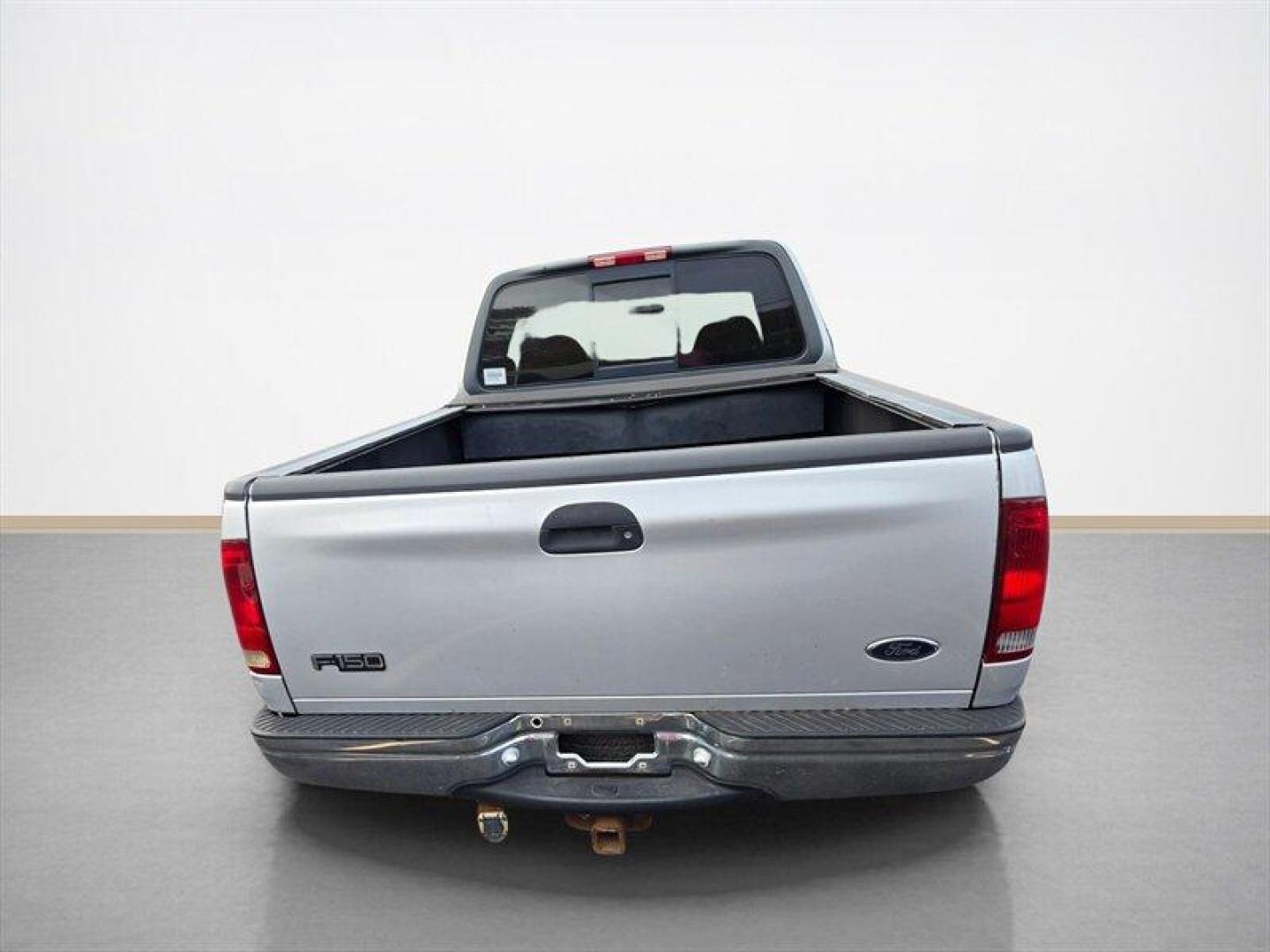 2000 Chestnut Clear Coat Metallic Ford F-150 XLT (1FTRX17L5YN) with an Triton 5.4L V8 260hp 350ft. lbs. engine, Automatic transmission, located at 25355 Eames Street, Channahon, IL, 60410, (815) 467-1807, 41.429108, -88.228432 - ** LOCAL TRADE IN, WHOLESALE AS-IS SPECIAL. HAS RUST BUT RUNS WELL. ** Discover the 2000 Ford F-150 XLT, a reliable and versatile pickup truck that has stood the test of time. Powered by a robust Triton 5.4L V8 engine, this vehicle generates an impressive 260 horsepower and 350 ft-lbs of torque, ma - Photo#4