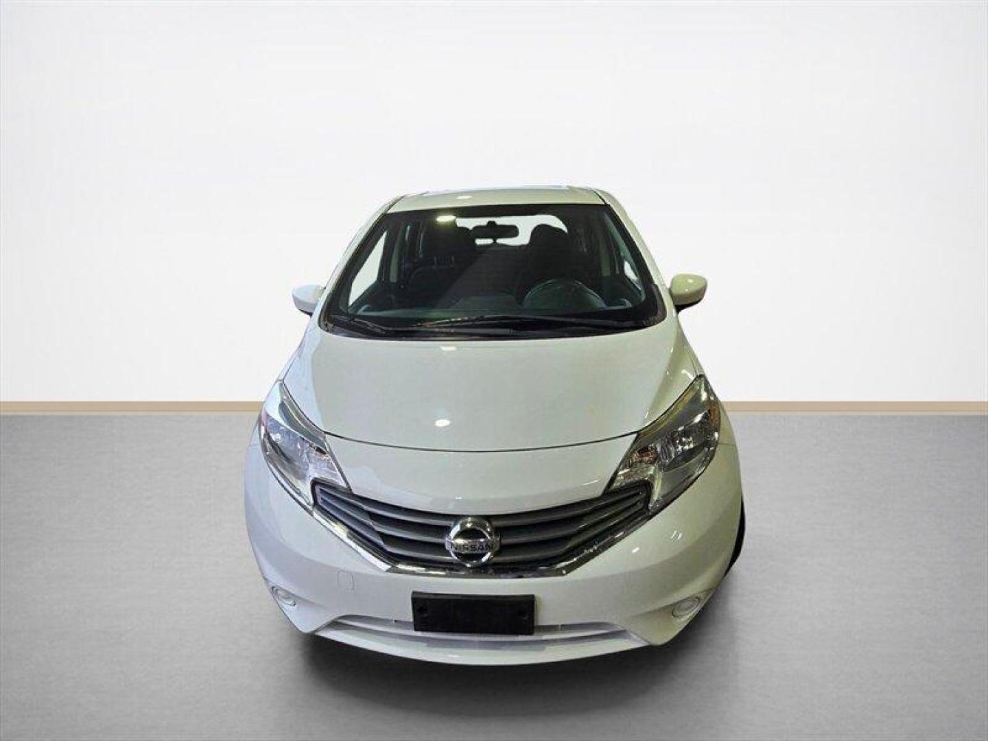 2016 Fresh Powder Nissan Versa Note SV (3N1CE2CP1GL) with an 1.6L I4 109hp 107ft. lbs. engine, Automatic transmission, located at 25355 Eames Street, Channahon, IL, 60410, (815) 467-1807, 41.429108, -88.228432 - Introducing the 2016 Nissan Versa Note S, an efficient and versatile hatchback that combines practicality with a spirited driving experience. This model is powered by a peppy 1.6L I4 engine, delivering 109 horsepower and 107 lb-ft of torque, making it an ideal choice for both city commutes and highw - Photo#8