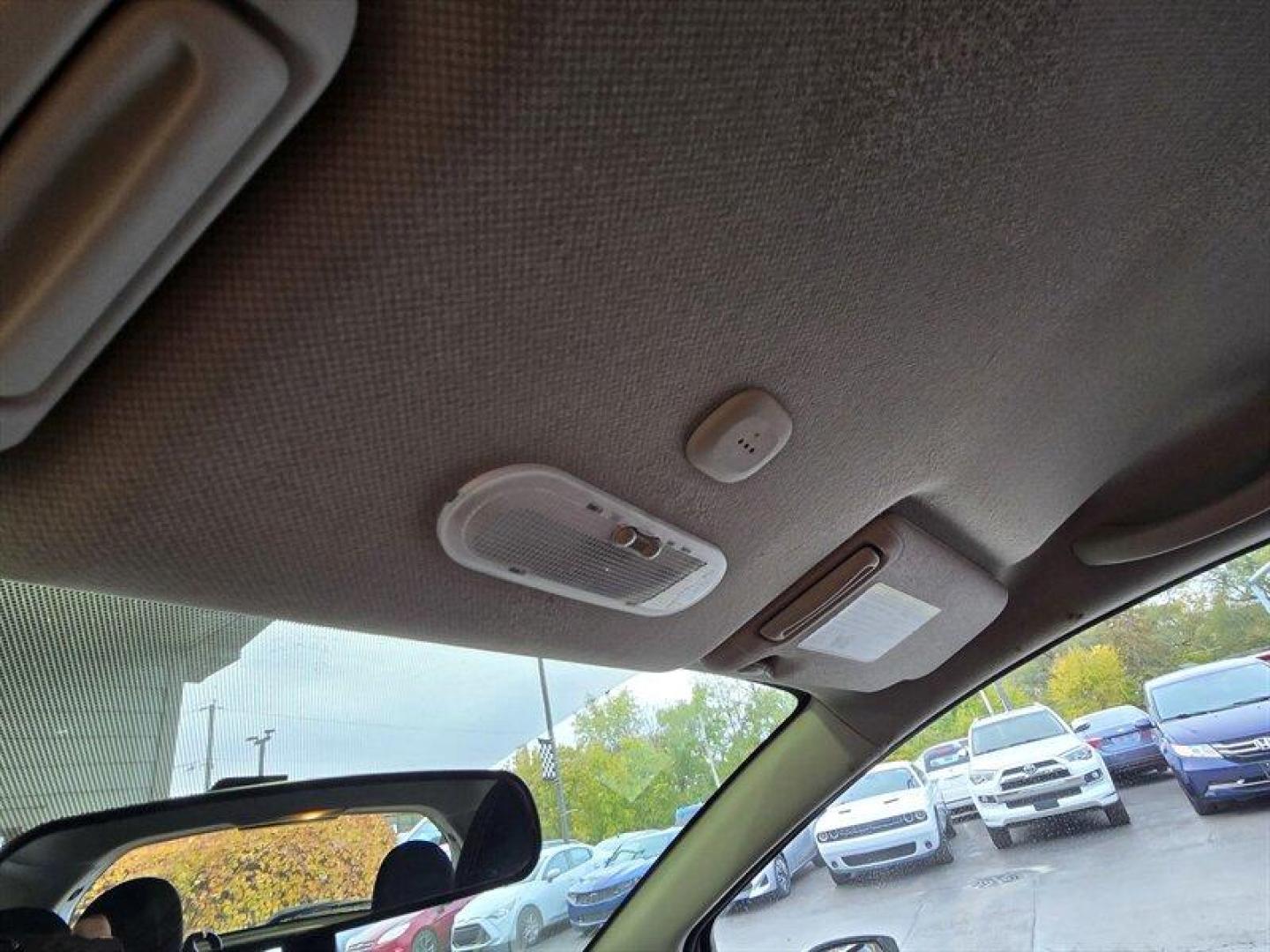 2016 Fresh Powder Nissan Versa Note SV (3N1CE2CP1GL) with an 1.6L I4 109hp 107ft. lbs. engine, Automatic transmission, located at 25355 Eames Street, Channahon, IL, 60410, (815) 467-1807, 41.429108, -88.228432 - Introducing the 2016 Nissan Versa Note S, an efficient and versatile hatchback that combines practicality with a spirited driving experience. This model is powered by a peppy 1.6L I4 engine, delivering 109 horsepower and 107 lb-ft of torque, making it an ideal choice for both city commutes and highw - Photo#20