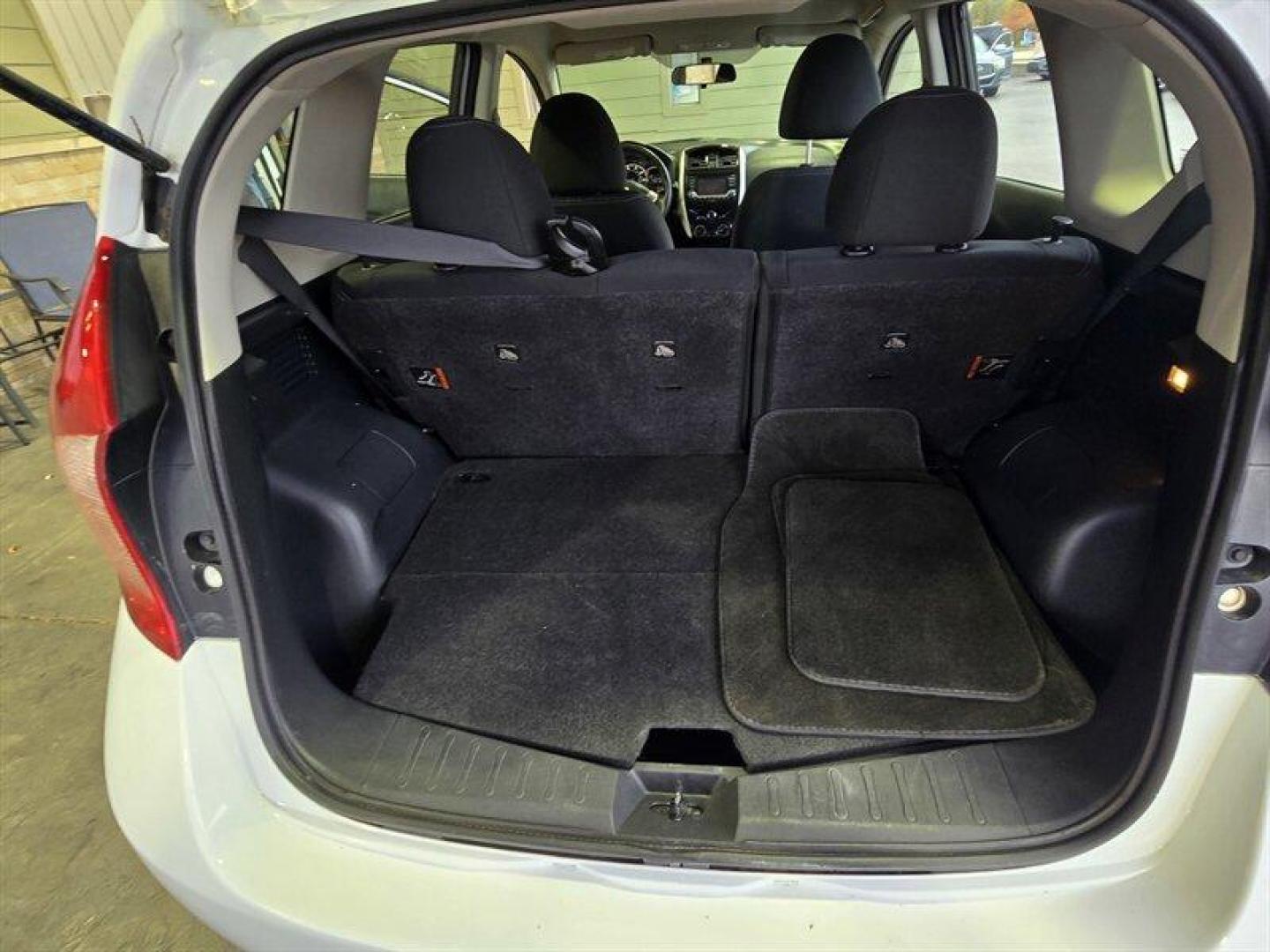 2016 Fresh Powder Nissan Versa Note SV (3N1CE2CP1GL) with an 1.6L I4 109hp 107ft. lbs. engine, Automatic transmission, located at 25355 Eames Street, Channahon, IL, 60410, (815) 467-1807, 41.429108, -88.228432 - Introducing the 2016 Nissan Versa Note S, an efficient and versatile hatchback that combines practicality with a spirited driving experience. This model is powered by a peppy 1.6L I4 engine, delivering 109 horsepower and 107 lb-ft of torque, making it an ideal choice for both city commutes and highw - Photo#22