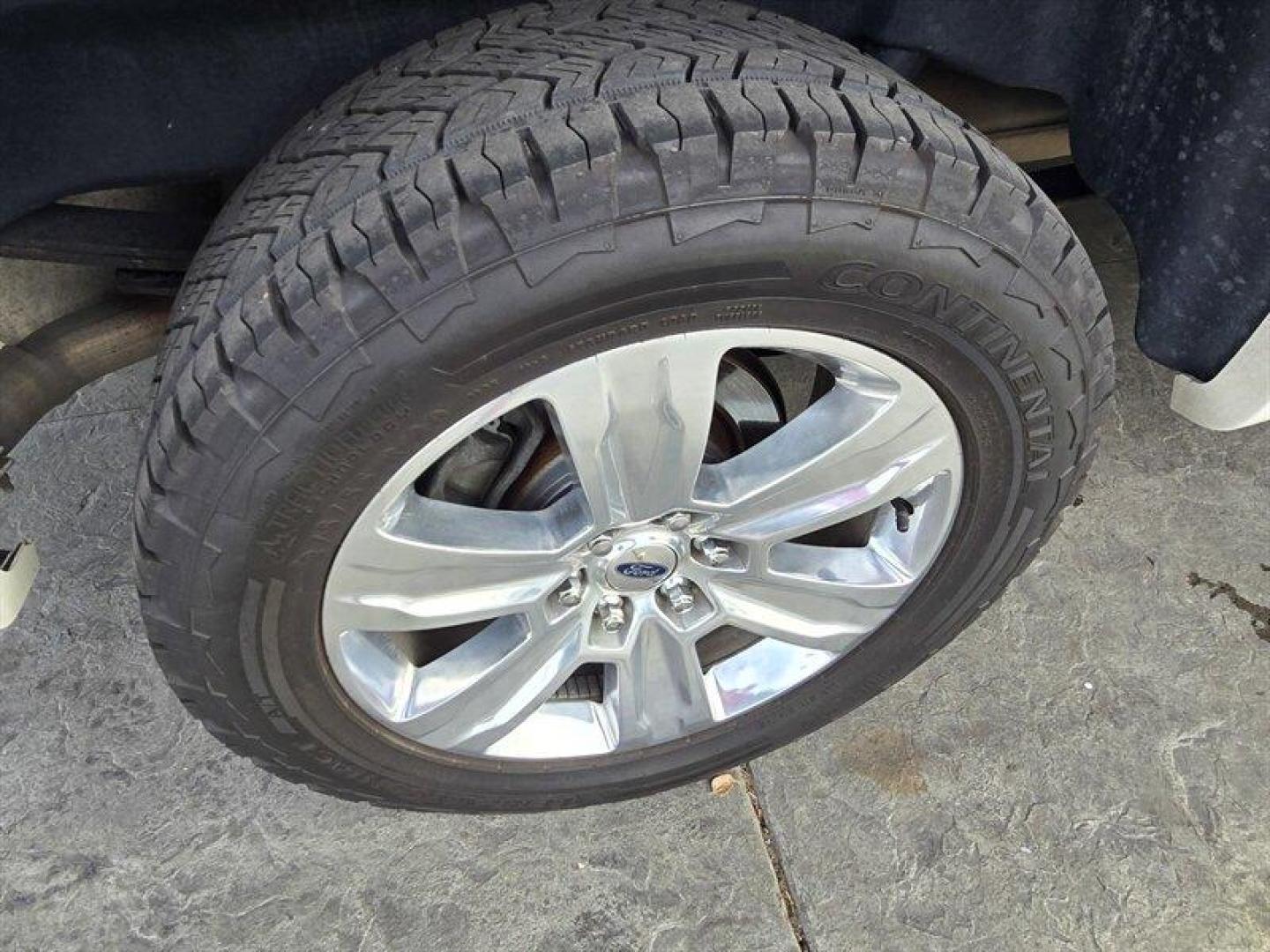 2016 White Platinum Metallic Tri-Coat Ford F-150 Platinum (1FTEW1EG3GF) with an EcoBoost 3.5L Twin Turbo V6 365hp 420ft. lbs. engine, Automatic transmission, located at 25355 Eames Street, Channahon, IL, 60410, (815) 467-1807, 41.429108, -88.228432 - Introducing the 2016 Ford F-150 Platinum, a robust and versatile pickup that combines performance with luxury. This model is powered by the EcoBoost 3.5L Twin Turbo V6 engine, delivering an impressive 365 horsepower and 420 lb-ft of torque, making it well-suited for both work and play. With its stro - Photo#26