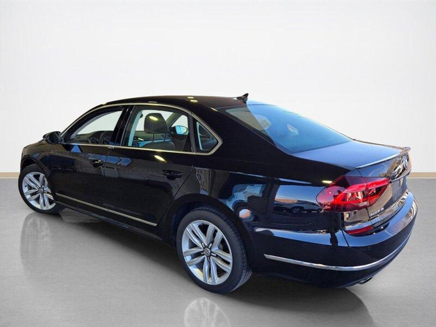 2017 Deep Black Pearl Volkswagen Passat SEL Premium (1VWCT7A31HC) with an 1.8 engine, TipTronic transmission, located at 25355 Eames Street, Channahon, IL, 60410, (815) 467-1807, 41.429108, -88.228432 - Unleash your driving potential with the 2017 Volkswagen Passat 1.8T SEL Premium, a sophisticated sedan that combines power, style, and efficiency. This isn't just any carthis is a vehicle that commands attention and delivers an exhilarating driving experience, all while boasting a mere 69,000 miles - Photo#5