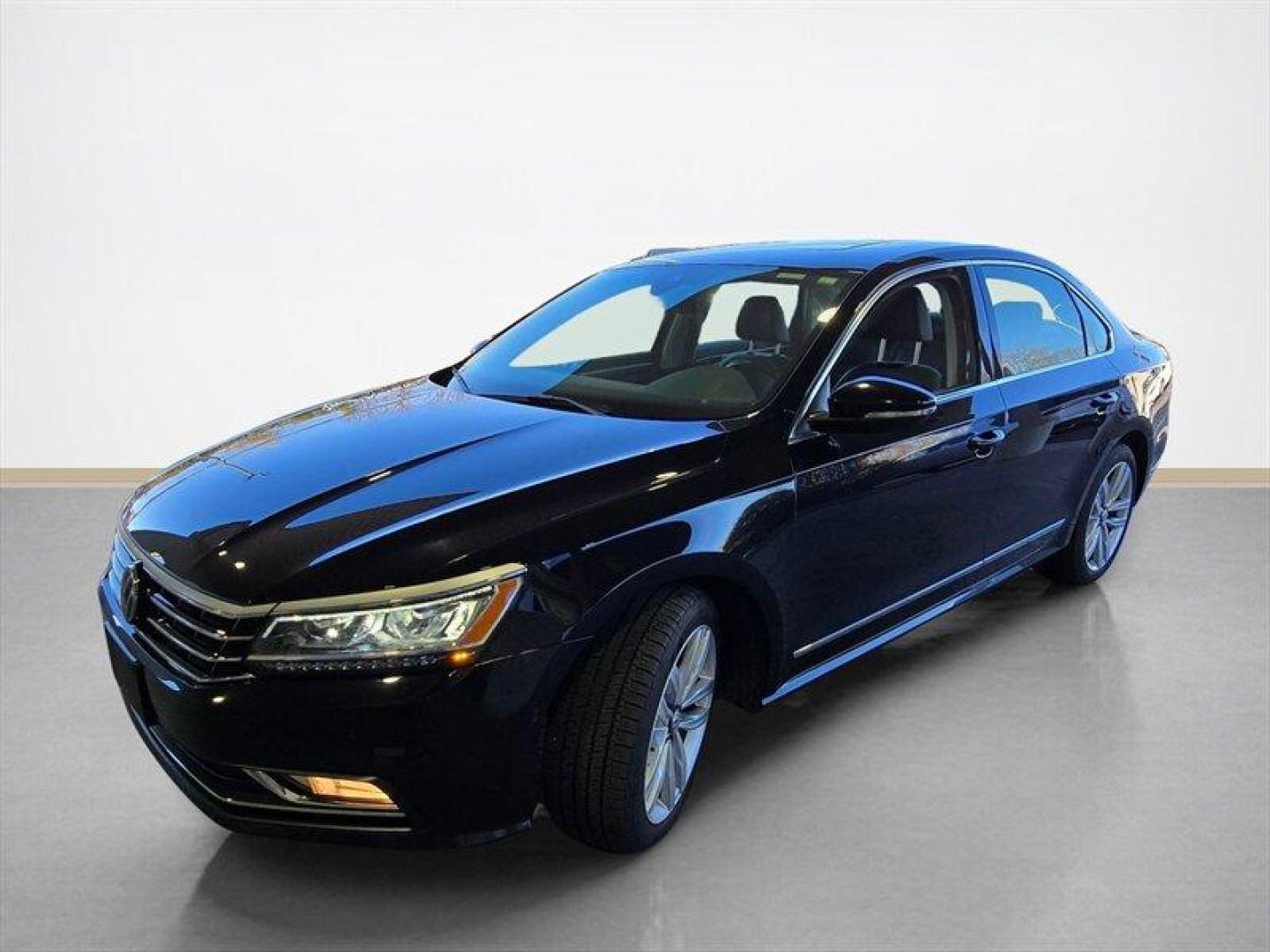 2017 Deep Black Pearl Volkswagen Passat SEL Premium (1VWCT7A31HC) with an 1.8 engine, TipTronic transmission, located at 25355 Eames Street, Channahon, IL, 60410, (815) 467-1807, 41.429108, -88.228432 - Unleash your driving potential with the 2017 Volkswagen Passat 1.8T SEL Premium, a sophisticated sedan that combines power, style, and efficiency. This isn't just any carthis is a vehicle that commands attention and delivers an exhilarating driving experience, all while boasting a mere 69,000 miles - Photo#7