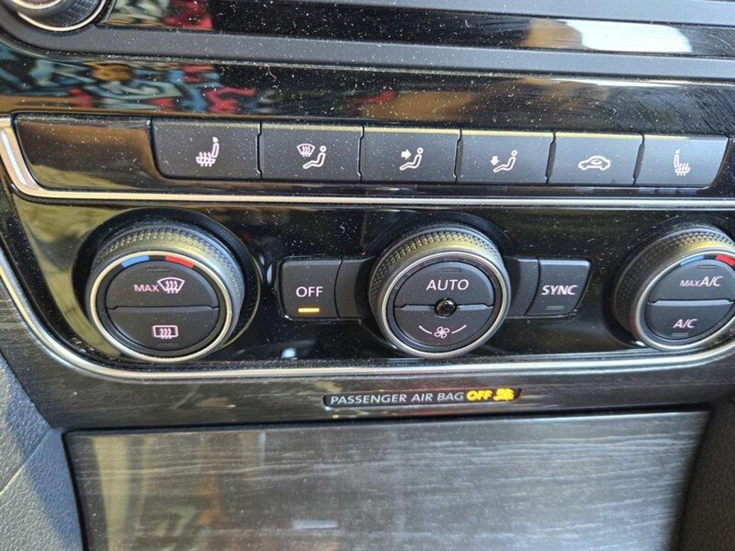 2017 Deep Black Pearl Volkswagen Passat SEL Premium (1VWCT7A31HC) with an 1.8 engine, TipTronic transmission, located at 25355 Eames Street, Channahon, IL, 60410, (815) 467-1807, 41.429108, -88.228432 - Unleash your driving potential with the 2017 Volkswagen Passat 1.8T SEL Premium, a sophisticated sedan that combines power, style, and efficiency. This isn't just any carthis is a vehicle that commands attention and delivers an exhilarating driving experience, all while boasting a mere 69,000 miles - Photo#20