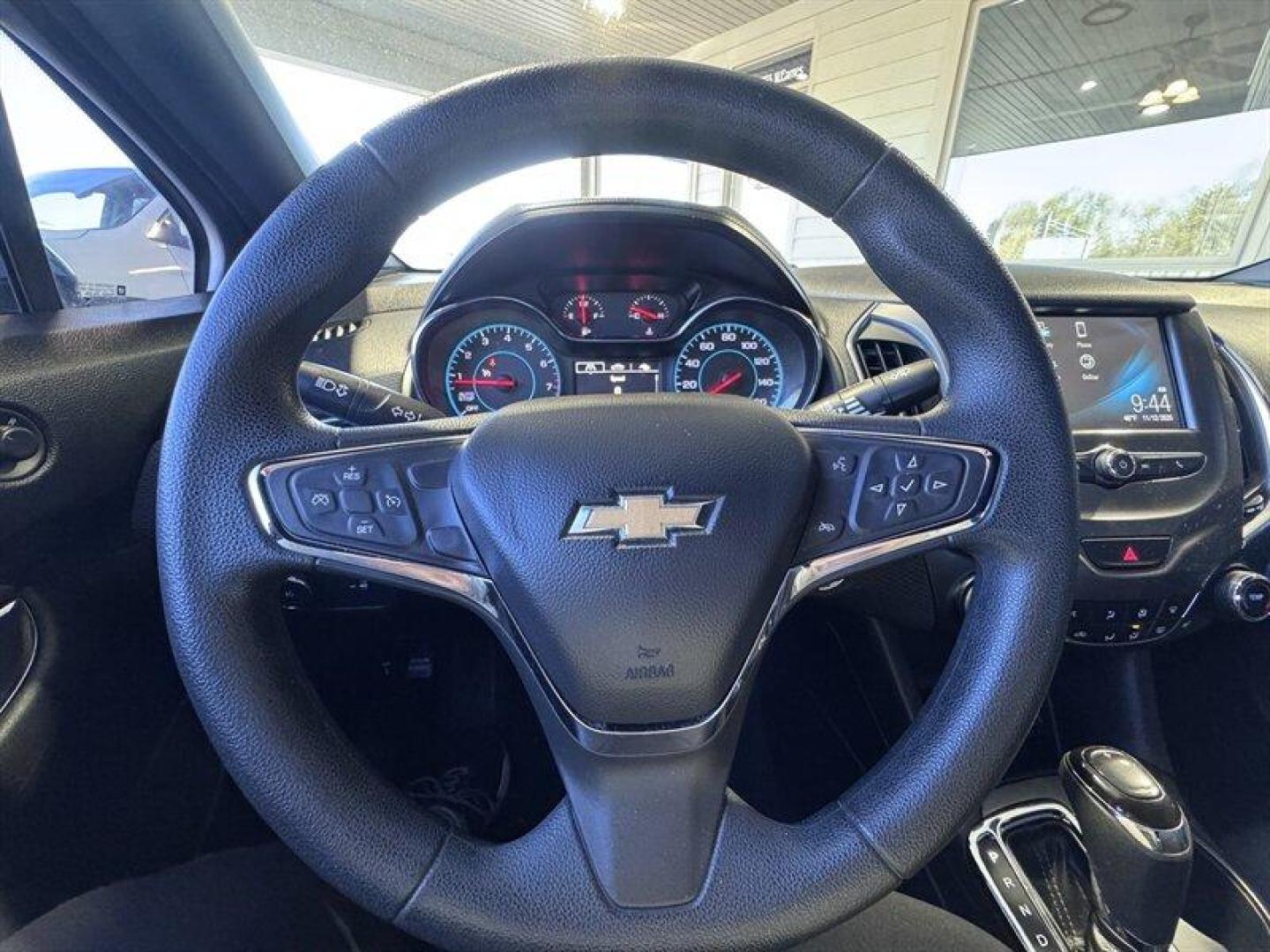 2018 Summit White Chevrolet Cruze LT (1G1BE5SM5J7) with an 1.4L Turbo I4 153hp 177ft. lbs. engine, Automatic transmission, located at 25355 Eames Street, Channahon, IL, 60410, (815) 467-1807, 41.429108, -88.228432 - Unleash your driving potential with the 2018 Chevrolet Cruze LT Auto, a compact powerhouse that's engineered to deliver performance and efficiency without compromise. With a robust 1.4L Turbo I4 engine cranking out 153 horsepower and 177 lb-ft of torque, this beauty not only offers a thrilling ride - Photo#21