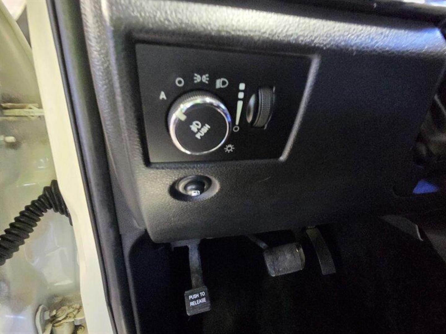 2012 Stone White Clear Coat Jeep Grand Cherokee Limited (1C4RJFBG1CC) with an 3.6L V6 290hp 260ft. lbs. engine, Automatic transmission, located at 25355 Eames Street, Channahon, IL, 60410, (815) 467-1807, 41.429108, -88.228432 - Introducing the 2012 Jeep Grand Cherokee Limited, a versatile SUV that combines rugged capability with refined comfort. This model is powered by a robust 3.6L V6 engine, delivering an impressive 290 horsepower and 260 lb-ft of torque, ensuring a responsive driving experience whether you're navigatin - Photo#14