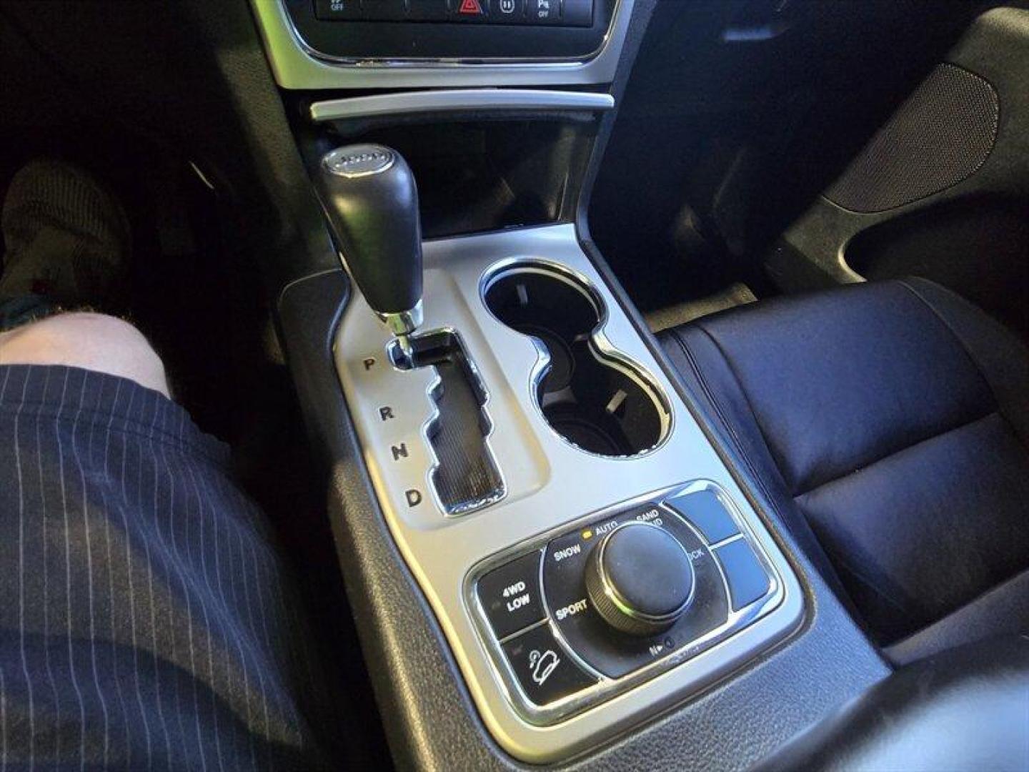 2012 Stone White Clear Coat Jeep Grand Cherokee Limited (1C4RJFBG1CC) with an 3.6L V6 290hp 260ft. lbs. engine, Automatic transmission, located at 25355 Eames Street, Channahon, IL, 60410, (815) 467-1807, 41.429108, -88.228432 - Introducing the 2012 Jeep Grand Cherokee Limited, a versatile SUV that combines rugged capability with refined comfort. This model is powered by a robust 3.6L V6 engine, delivering an impressive 290 horsepower and 260 lb-ft of torque, ensuring a responsive driving experience whether you're navigatin - Photo#19