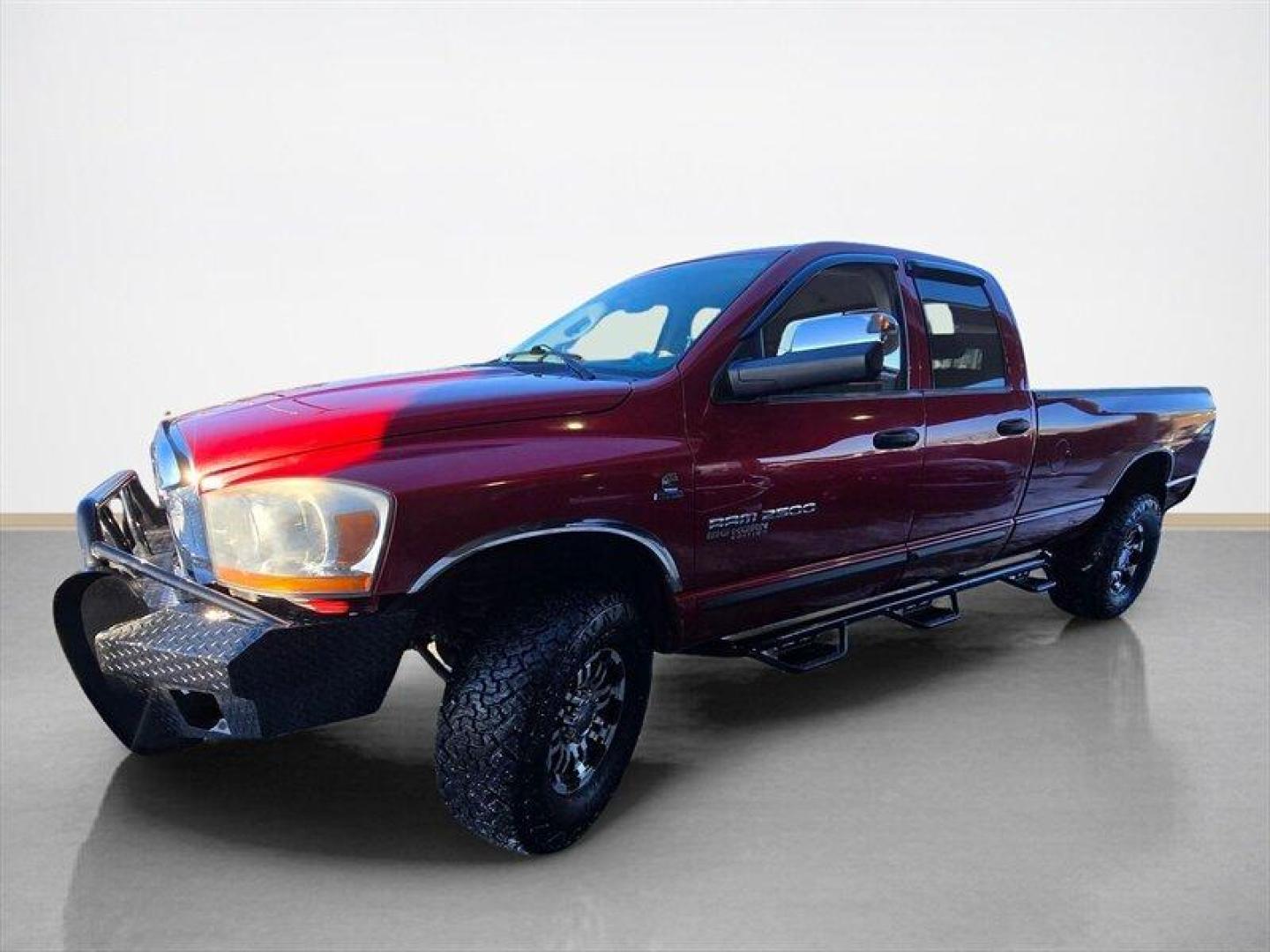 2006 Flame Red Clearcoat Dodge Ram 2500 SLT (1D7KS28C26J) with an 5.9L Turbocharged Diesel I6 OHV 24V FI Engine engine, Automatic transmission, located at 25355 Eames Street, Channahon, IL, 60410, (815) 467-1807, 41.429108, -88.228432 - ** LOCAL TRADE IN, ARIZONA TRUCK. ** Introducing the 2006 Dodge Ram 2500 SLT, a robust and reliable workhorse designed to tackle your toughest tasks with ease. This truck is powered by a formidable 5.9L Turbocharged Diesel I6 OHV 24V FI Engine, delivering impressive torque and towing capacity, makin - Photo#7