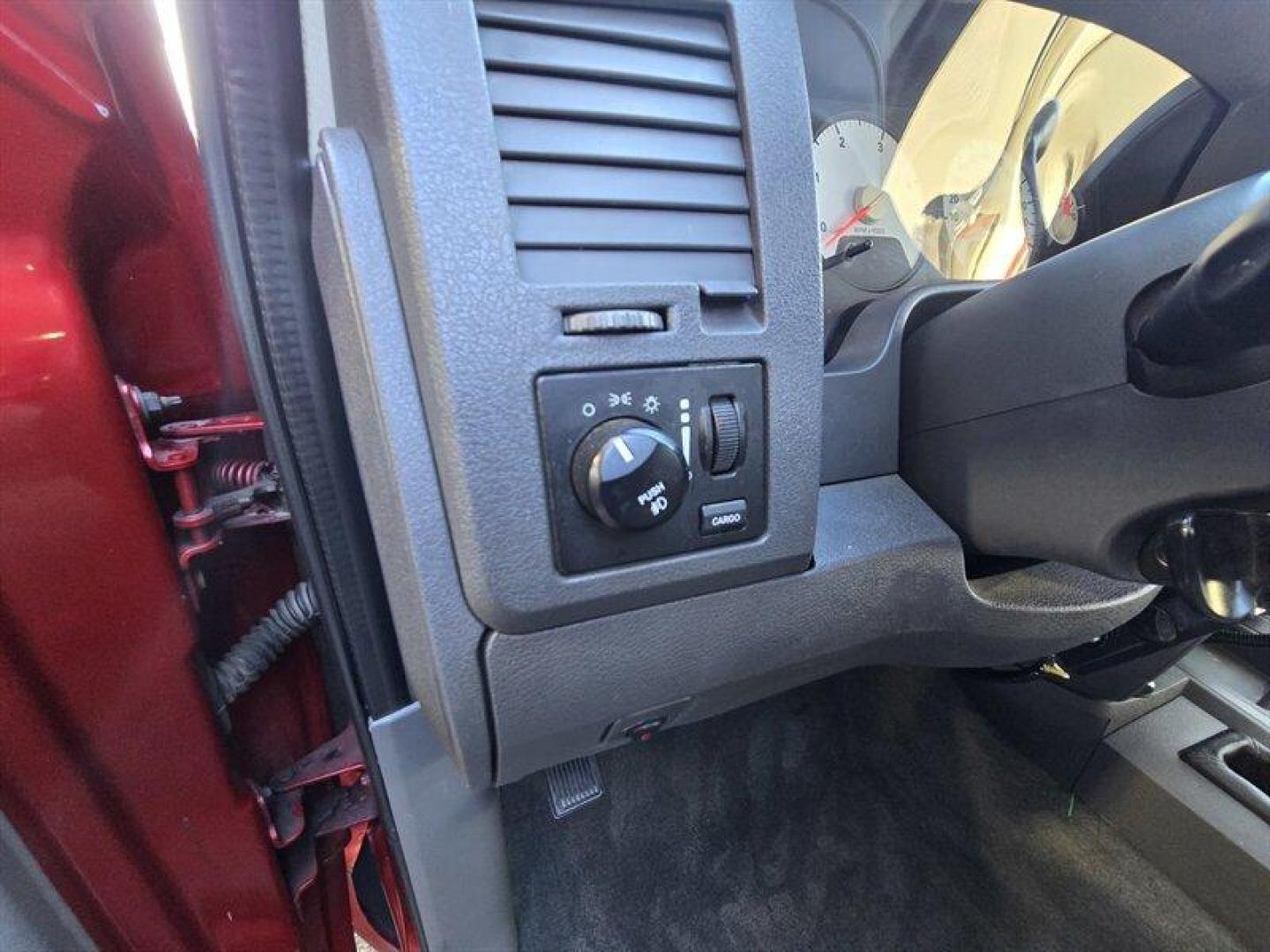 2006 Flame Red Clearcoat/Bright Silver Metallic Clearco Dodge Ram 2500 SLT (1D7KS28C26J) with an 5.9L Turbocharged Diesel I6 OHV 24V FI Engine engine, Automatic transmission, located at 25355 Eames Street, Channahon, IL, 60410, (815) 467-1807, 41.429108, -88.228432 - ** LOCAL TRADE IN, ARIZONA TRUCK. ** Introducing the 2006 Dodge Ram 2500 SLT, a robust and reliable workhorse designed to tackle your toughest tasks with ease. This truck is powered by a formidable 5.9L Turbocharged Diesel I6 OHV 24V FI Engine, delivering impressive torque and towing capacity, makin - Photo#11