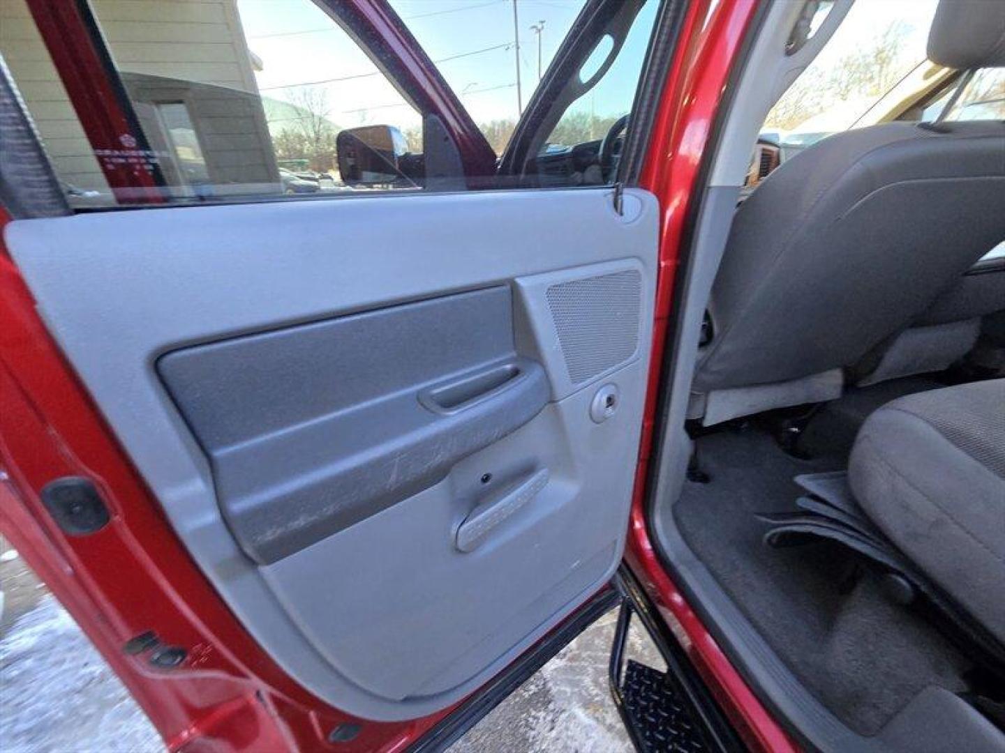 2006 Flame Red Clearcoat/Bright Silver Metallic Clearco Dodge Ram 2500 SLT (1D7KS28C26J) with an 5.9L Turbocharged Diesel I6 OHV 24V FI Engine engine, Automatic transmission, located at 25355 Eames Street, Channahon, IL, 60410, (815) 467-1807, 41.429108, -88.228432 - ** LOCAL TRADE IN, ARIZONA TRUCK. ** Introducing the 2006 Dodge Ram 2500 SLT, a robust and reliable workhorse designed to tackle your toughest tasks with ease. This truck is powered by a formidable 5.9L Turbocharged Diesel I6 OHV 24V FI Engine, delivering impressive torque and towing capacity, makin - Photo#19