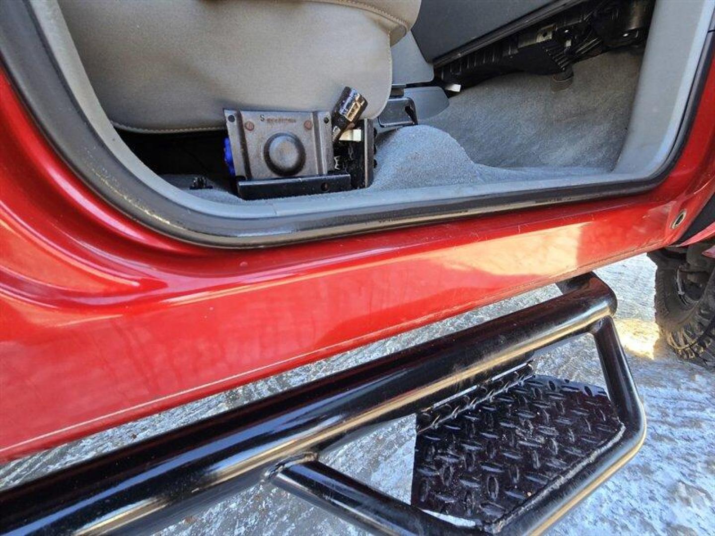 2006 Flame Red Clearcoat/Bright Silver Metallic Clearco Dodge Ram 2500 SLT (1D7KS28C26J) with an 5.9L Turbocharged Diesel I6 OHV 24V FI Engine engine, Automatic transmission, located at 25355 Eames Street, Channahon, IL, 60410, (815) 467-1807, 41.429108, -88.228432 - ** LOCAL TRADE IN, ARIZONA TRUCK. ** Introducing the 2006 Dodge Ram 2500 SLT, a robust and reliable workhorse designed to tackle your toughest tasks with ease. This truck is powered by a formidable 5.9L Turbocharged Diesel I6 OHV 24V FI Engine, delivering impressive torque and towing capacity, makin - Photo#24