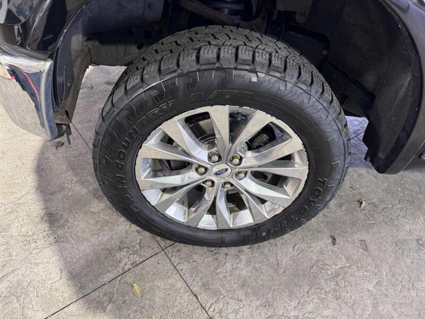 2016 Shadow Black/Caribou Ford F-150 Lariat (1FTEW1EG8GF) with an EcoBoost 3.5L Twin Turbo V6 365hp 420ft. lbs. engine, Automatic transmission, located at 25355 Eames Street, Channahon, IL, 60410, (815) 467-1807, 41.429108, -88.228432 - Unleash your inner powerhouse with the 2016 Ford F-150 Lariat, an unstoppable force designed to conquer both the worksite and the weekend. This beast is equipped with the EcoBoost 3.5L Twin Turbo V6 engine, delivering a jaw-dropping 365 horsepower and an incredible 420 ft-lbs of torque. Whether you' - Photo#9