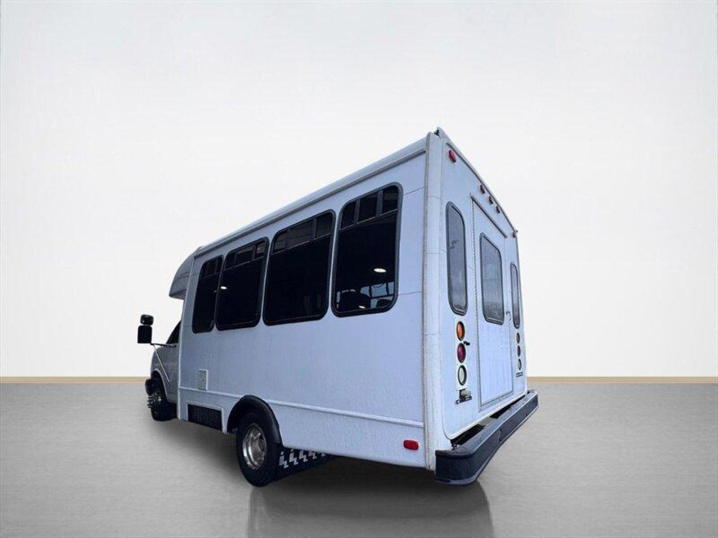 2004 White Chevrolet Express Base Cutaway (1GBJG31UX41) with an GM Vortec 6000 6.0L V8 345hp 380ft. lbs. engine, Automatic transmission, located at 25355 Eames Street, Channahon, IL, 60410, (815) 467-1807, 41.429108, -88.228432 - Introducing the 2004 Chevrolet Express 15 Passenger Bus the ultimate ride for those who love to roll deep! This beauty is powered by a robust 6.0L V8 engine, which means youll have all the muscle you need to haul your crew around town or across the country. With just under 57,000 miles on the clock - Photo#5