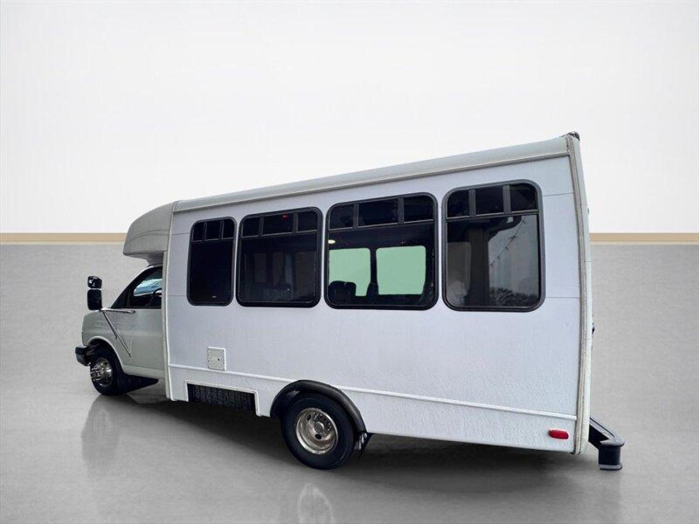 2004 White Chevrolet Express Base Cutaway (1GBJG31UX41) with an 6.0 engine, Automatic transmission, located at 25355 Eames Street, Channahon, IL, 60410, (815) 467-1807, 41.429108, -88.228432 - Introducing the 2004 Chevrolet Express 15 Passenger Bus the ultimate ride for those who love to roll deep! This beauty is powered by a robust 6.0L V8 engine, which means youll have all the muscle you need to haul your crew around town or across the country. With just under 57,000 miles on the clock - Photo#6