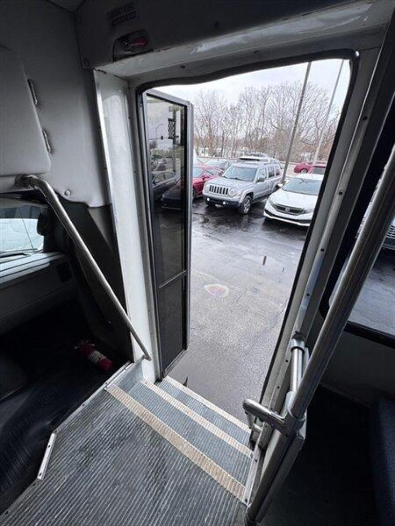 2004 White Chevrolet Express Base Cutaway (1GBJG31UX41) with an 6.0 engine, Automatic transmission, located at 25355 Eames Street, Channahon, IL, 60410, (815) 467-1807, 41.429108, -88.228432 - Introducing the 2004 Chevrolet Express 15 Passenger Bus the ultimate ride for those who love to roll deep! This beauty is powered by a robust 6.0L V8 engine, which means youll have all the muscle you need to haul your crew around town or across the country. With just under 57,000 miles on the clock - Photo#25