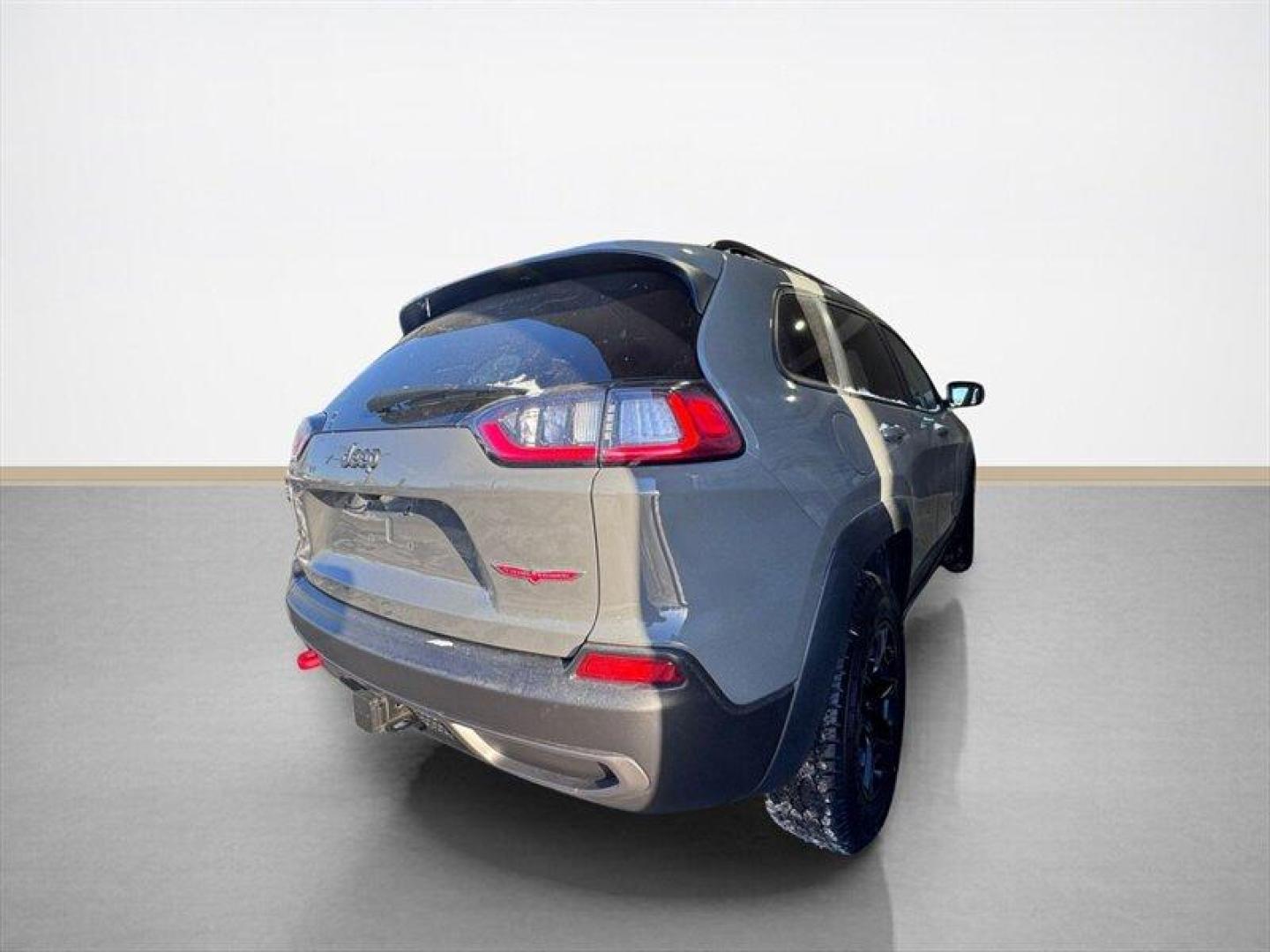 2022 Granite Crystal Metallic Clear Coat Jeep Cherokee Trailhawk (1C4PJMBX7ND) with an 3.2L V6 271hp 239ft. lbs. engine, Automatic transmission, located at 25355 Eames Street, Channahon, IL, 60410, (815) 467-1807, 41.429108, -88.228432 - **2022 Jeep Cherokee Trailhawk A Masterpiece of Off-Road Prowess and Urban Elegance** Step into the realm of adventure with the breathtaking 2022 Jeep Cherokee Trailhawk, a vehicle that seamlessly marries rugged off-road capability with sophisticated urban style. Dressed in the striking Granite Cr - Photo#3