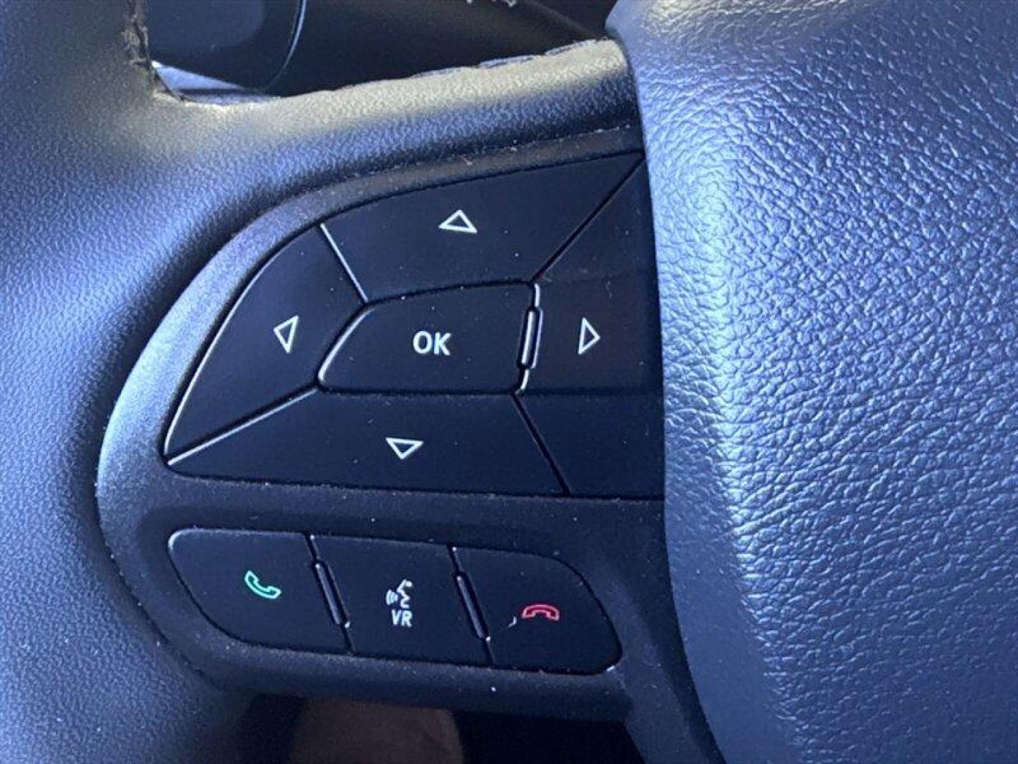 2022 Granite Crystal Metallic Clear Coat Jeep Cherokee Trailhawk (1C4PJMBX7ND) with an 3.2L V6 271hp 239ft. lbs. engine, Automatic transmission, located at 25355 Eames Street, Channahon, IL, 60410, (815) 467-1807, 41.429108, -88.228432 - **2022 Jeep Cherokee Trailhawk A Masterpiece of Off-Road Prowess and Urban Elegance** Step into the realm of adventure with the breathtaking 2022 Jeep Cherokee Trailhawk, a vehicle that seamlessly marries rugged off-road capability with sophisticated urban style. Dressed in the striking Granite Cr - Photo#25