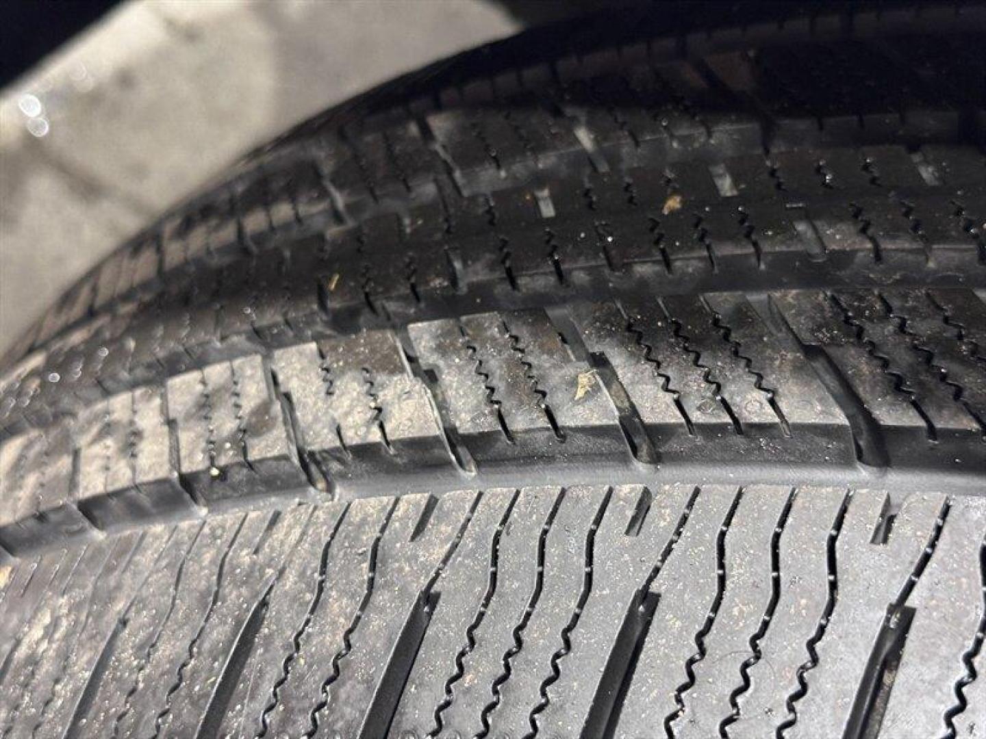 2019 Oxford White Ford F-150 XLT (1FTEW1E55KF) with an 5.0L Flex Fuel V8 395hp 400ft. lbs. engine, Automatic transmission, located at 25355 Eames Street, Channahon, IL, 60410, (815) 467-1807, 41.429108, -88.228432 - This 2019 Ford F-150 didnt come to blend init came to make an entrance. Equipped with the FX4 package, this truck means business on and off the pavement, but the real attitude shows up the second you hear it fire up. Thanks to an aftermarket lowering kit and a fierce-sounding exhaust, this F-150 sit - Photo#10