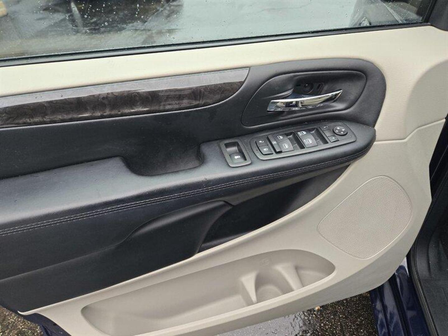 2015 True Blue Pearl Coat Dodge Grand Caravan SE (2C4RDGBG5FR) with an Pentastar 3.6L Flex Fuel V6 283hp 260ft. lbs. engine, Automatic transmission, located at 25355 Eames Street, Channahon, IL, 60410, (815) 467-1807, 41.429108, -88.228432 - This 2015 Dodge Grand Caravan is proof that practical doesnt have to be boring. With seating for 7, legendary Stow N Go seats that disappear on command, and low miles, its ready for carpools, road trips, and Costco runs without breaking a sweat. - Photo#10