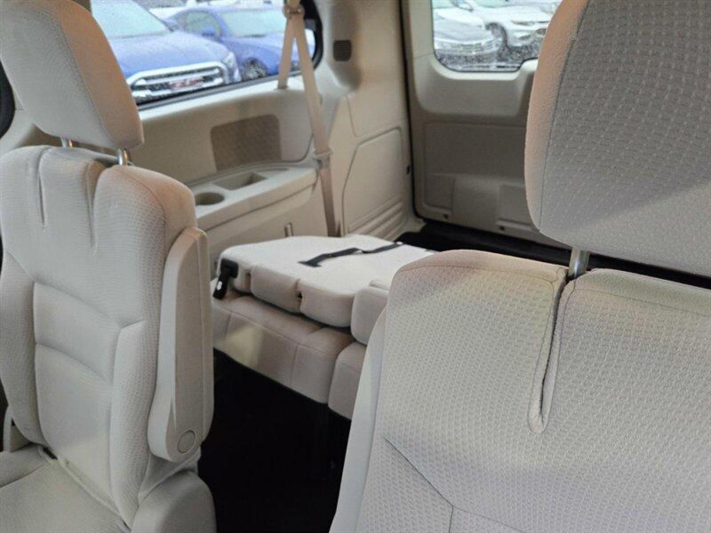 2015 True Blue Pearl Coat Dodge Grand Caravan SE (2C4RDGBG5FR) with an Pentastar 3.6L Flex Fuel V6 283hp 260ft. lbs. engine, Automatic transmission, located at 25355 Eames Street, Channahon, IL, 60410, (815) 467-1807, 41.429108, -88.228432 - This 2015 Dodge Grand Caravan is proof that practical doesnt have to be boring. With seating for 7, legendary Stow N Go seats that disappear on command, and low miles, its ready for carpools, road trips, and Costco runs without breaking a sweat. - Photo#22