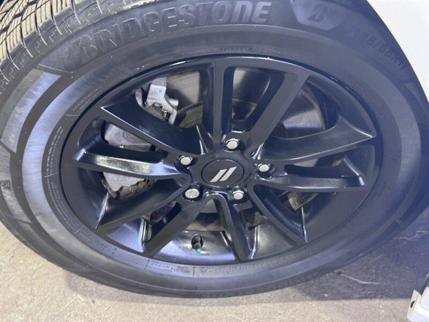 2020 White Knuckle Clear Coat Dodge Grand Caravan GT (2C4RDGEGXLR) with an Pentastar 3.6L Flex Fuel V6 283hp 260ft. lbs. engine, Automatic transmission, located at 25355 Eames Street, Channahon, IL, 60410, (815) 467-1807, 41.429108, -88.228432 - This 2020 Dodge Grand Caravan GT is a well-cared-for, local trade that perfectly combines comfort, convenience, and versatility making it an ideal choice for families, commuters, or anyone who needs a vehicle that adapts to every aspect of daily life. Under the hood, the Grand Caravan GT delivers - Photo#9