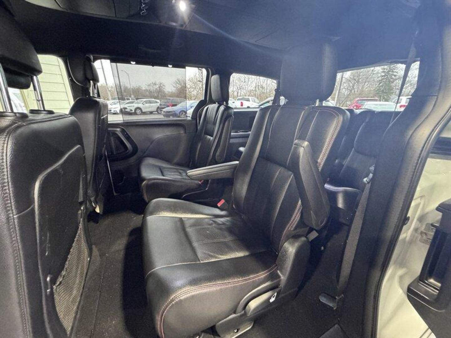 2020 White Knuckle Clear Coat Dodge Grand Caravan GT (2C4RDGEGXLR) with an Pentastar 3.6L Flex Fuel V6 283hp 260ft. lbs. engine, Automatic transmission, located at 25355 Eames Street, Channahon, IL, 60410, (815) 467-1807, 41.429108, -88.228432 - This 2020 Dodge Grand Caravan GT is a well-cared-for, local trade that perfectly combines comfort, convenience, and versatility making it an ideal choice for families, commuters, or anyone who needs a vehicle that adapts to every aspect of daily life. Under the hood, the Grand Caravan GT delivers - Photo#11