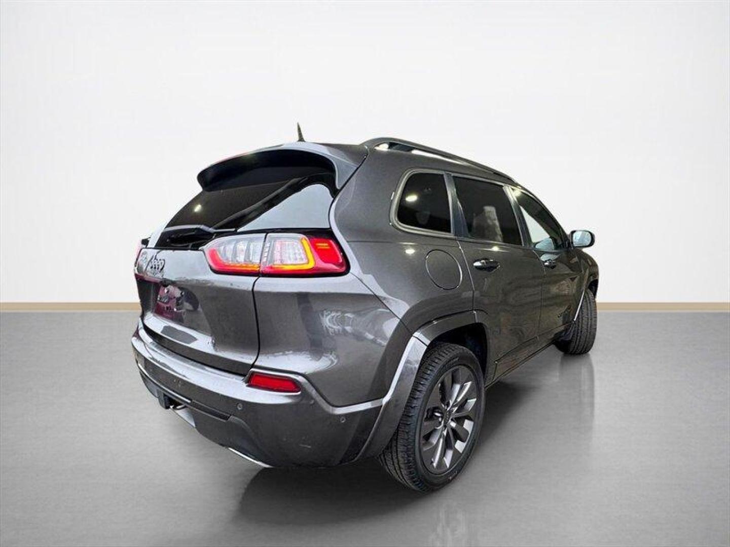 2020 Granite Crystal Metallic Clear Coat Jeep Cherokee Limited (1C4PJMDN6LD) with an 2.0L Turbo I4 270hp 295ft. lbs. engine, Automatic transmission, located at 25355 Eames Street, Channahon, IL, 60410, (815) 467-1807, 41.429108, -88.228432 - Photo#3