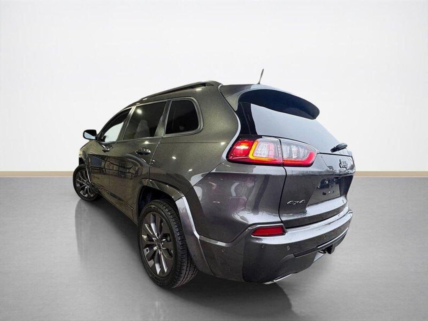 2020 Granite Crystal Metallic Clear Coat Jeep Cherokee Limited (1C4PJMDN6LD) with an 2.0L Turbo I4 270hp 295ft. lbs. engine, Automatic transmission, located at 25355 Eames Street, Channahon, IL, 60410, (815) 467-1807, 41.429108, -88.228432 - Photo#5