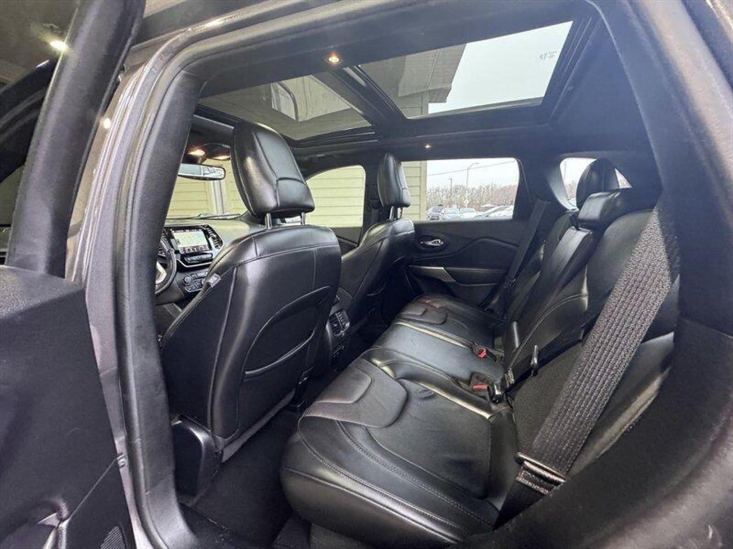 2020 Granite Crystal Metallic Clear Coat Jeep Cherokee Limited (1C4PJMDN6LD) with an 2.0L Turbo I4 270hp 295ft. lbs. engine, Automatic transmission, located at 25355 Eames Street, Channahon, IL, 60410, (815) 467-1807, 41.429108, -88.228432 - Photo#11