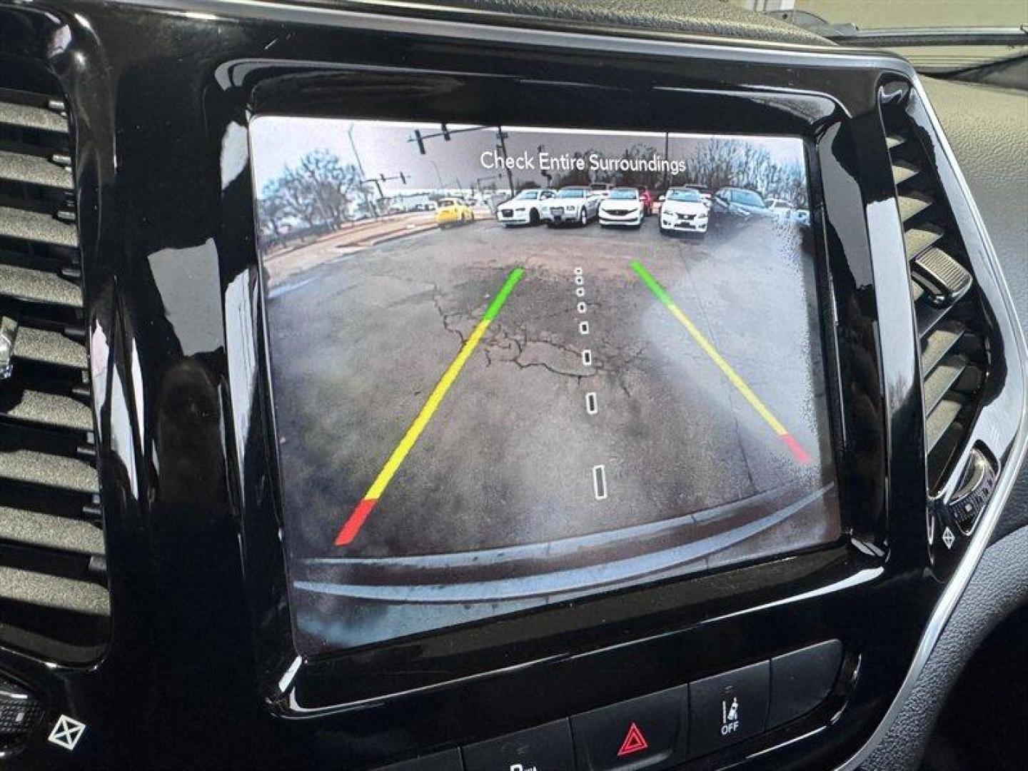 2020 Granite Crystal Metallic Clear Coat Jeep Cherokee Limited (1C4PJMDN6LD) with an 2.0L Turbo I4 270hp 295ft. lbs. engine, Automatic transmission, located at 25355 Eames Street, Channahon, IL, 60410, (815) 467-1807, 41.429108, -88.228432 - Photo#28