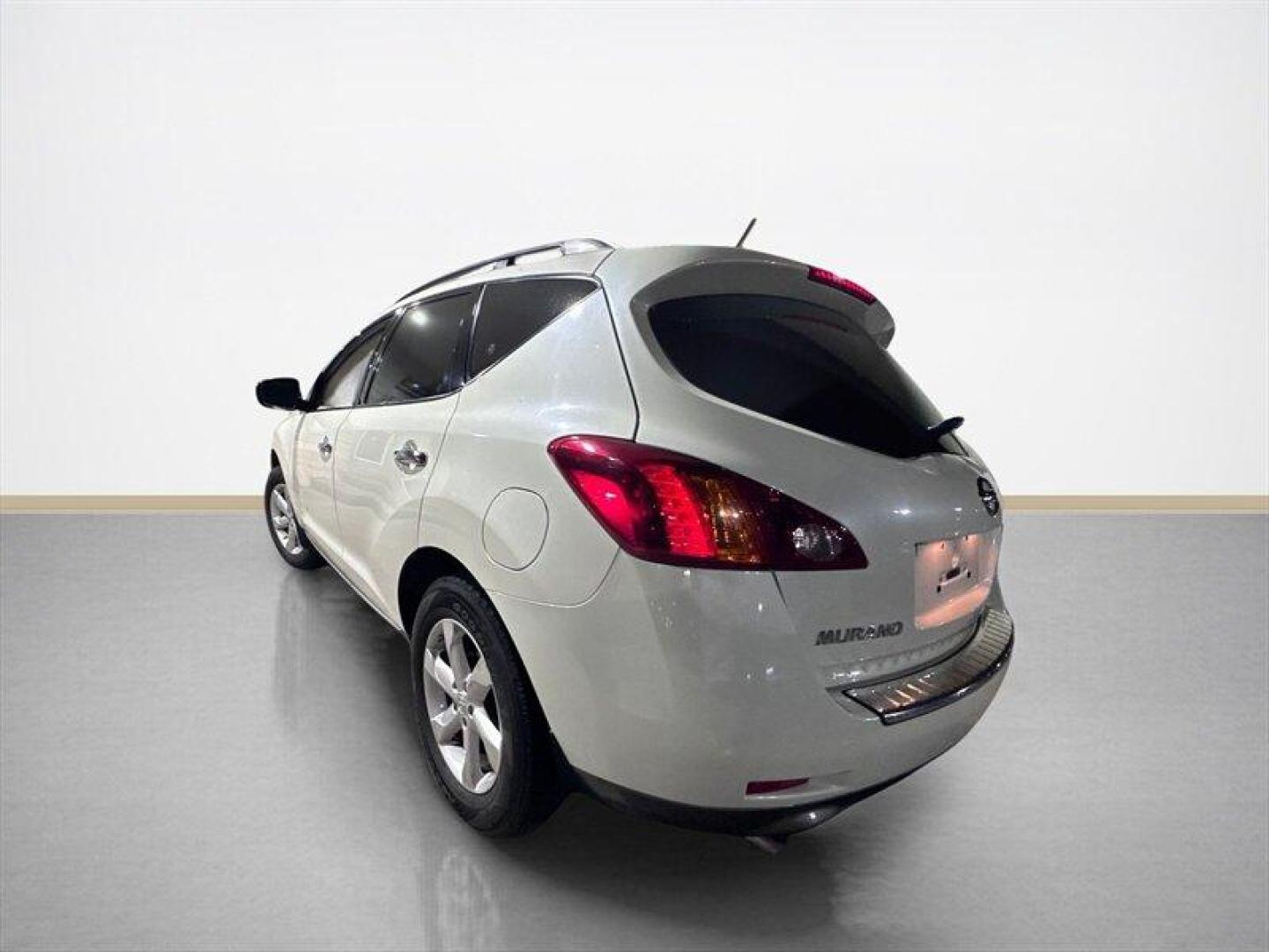 2009 Glacier Pearl Nissan Murano SL (JN8AZ18W29W) with an 3.5L V6 265hp 248ft. lbs. engine, Automatic transmission, located at 25355 Eames Street, Channahon, IL, 60410, (815) 467-1807, 41.429108, -88.228432 - This 2009 Nissan Murano SL is a local trade and comes loaded with options, including heated leather seats and a sunroof, offering comfort and style. Please note: this vehicle is being sold as-is, as shown, and we did not inspect it. It needs tires, brakes, suspension links, assuming some suspension - Photo#5