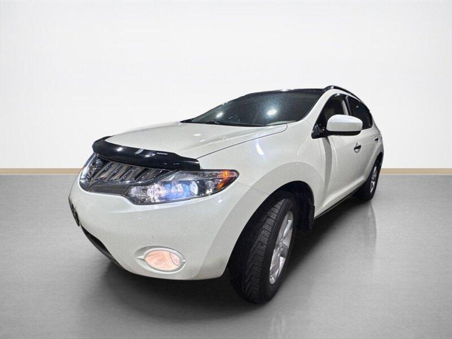 2009 Glacier Pearl Nissan Murano SL (JN8AZ18W29W) with an 3.5L V6 265hp 248ft. lbs. engine, Automatic transmission, located at 25355 Eames Street, Channahon, IL, 60410, (815) 467-1807, 41.429108, -88.228432 - This 2009 Nissan Murano SL is a local trade and comes loaded with options, including heated leather seats and a sunroof, offering comfort and style. Please note: this vehicle is being sold as-is, as shown, and we did not inspect it. It needs tires, brakes, suspension links, assuming some suspension - Photo#7