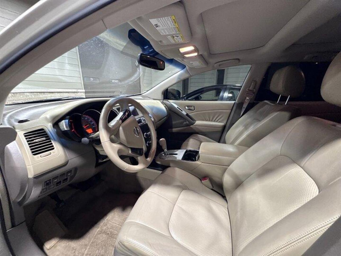 2009 Glacier Pearl Nissan Murano SL (JN8AZ18W29W) with an 3.5L V6 265hp 248ft. lbs. engine, Automatic transmission, located at 25355 Eames Street, Channahon, IL, 60410, (815) 467-1807, 41.429108, -88.228432 - This 2009 Nissan Murano SL is a local trade and comes loaded with options, including heated leather seats and a sunroof, offering comfort and style. Please note: this vehicle is being sold as-is, as shown, and we did not inspect it. It needs tires, brakes, suspension links, assuming some suspension - Photo#11