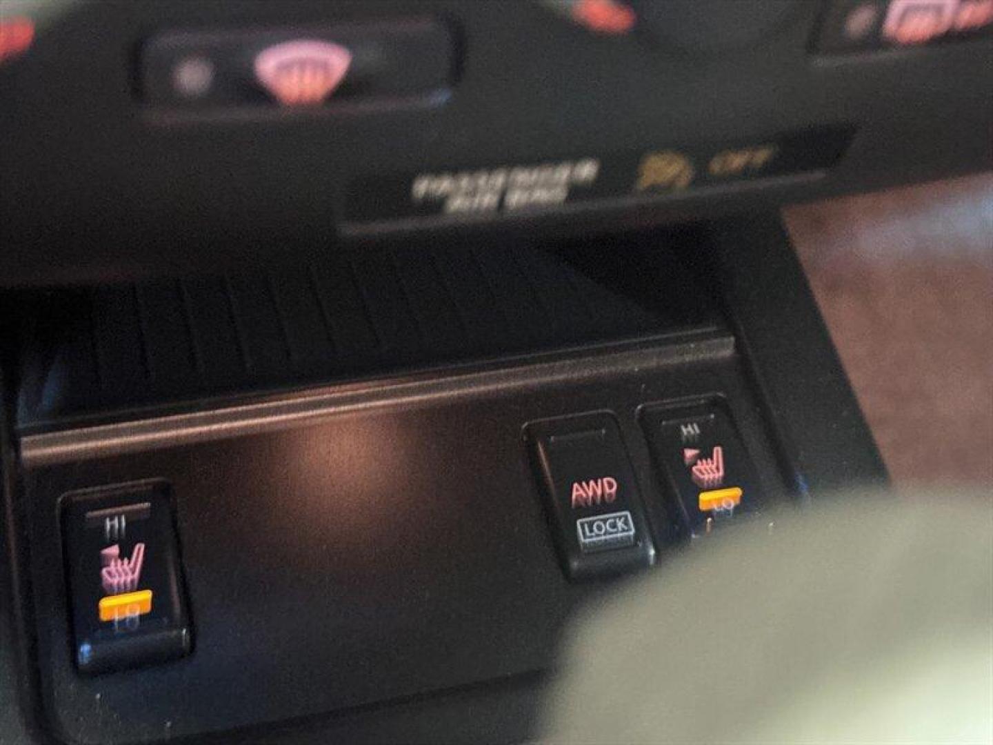 2009 Glacier Pearl Nissan Murano SL (JN8AZ18W29W) with an 3.5L V6 265hp 248ft. lbs. engine, Automatic transmission, located at 25355 Eames Street, Channahon, IL, 60410, (815) 467-1807, 41.429108, -88.228432 - This 2009 Nissan Murano SL is a local trade and comes loaded with options, including heated leather seats and a sunroof, offering comfort and style. Please note: this vehicle is being sold as-is, as shown, and we did not inspect it. It needs tires, brakes, suspension links, assuming some suspension - Photo#24