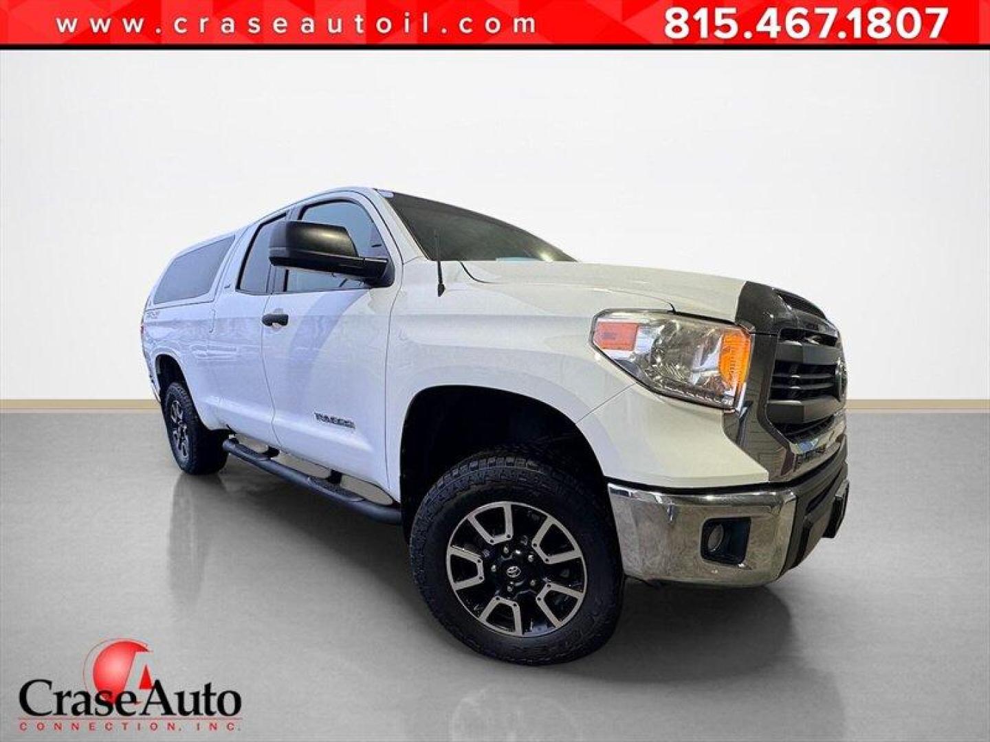 2015 Toyota Tundra SR5's photo