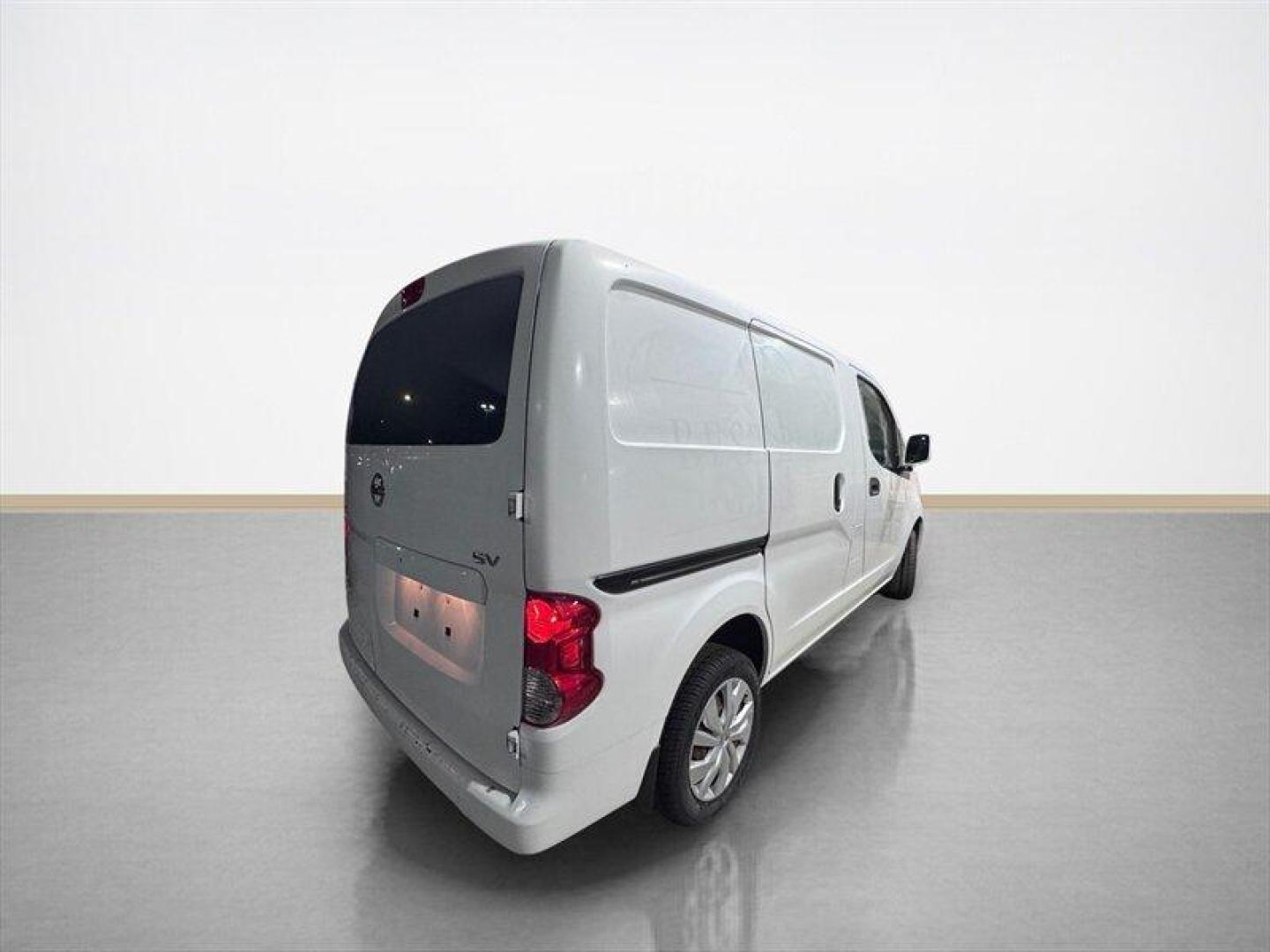 2015 Fresh Powder Nissan NV200 SV (3N6CM0KNXFK) with an 2.0L I4 131hp 139ft. lbs. engine, Automatic transmission, located at 25355 Eames Street, Channahon, IL, 60410, (815) 467-1807, 41.429108, -88.228432 - Photo#3