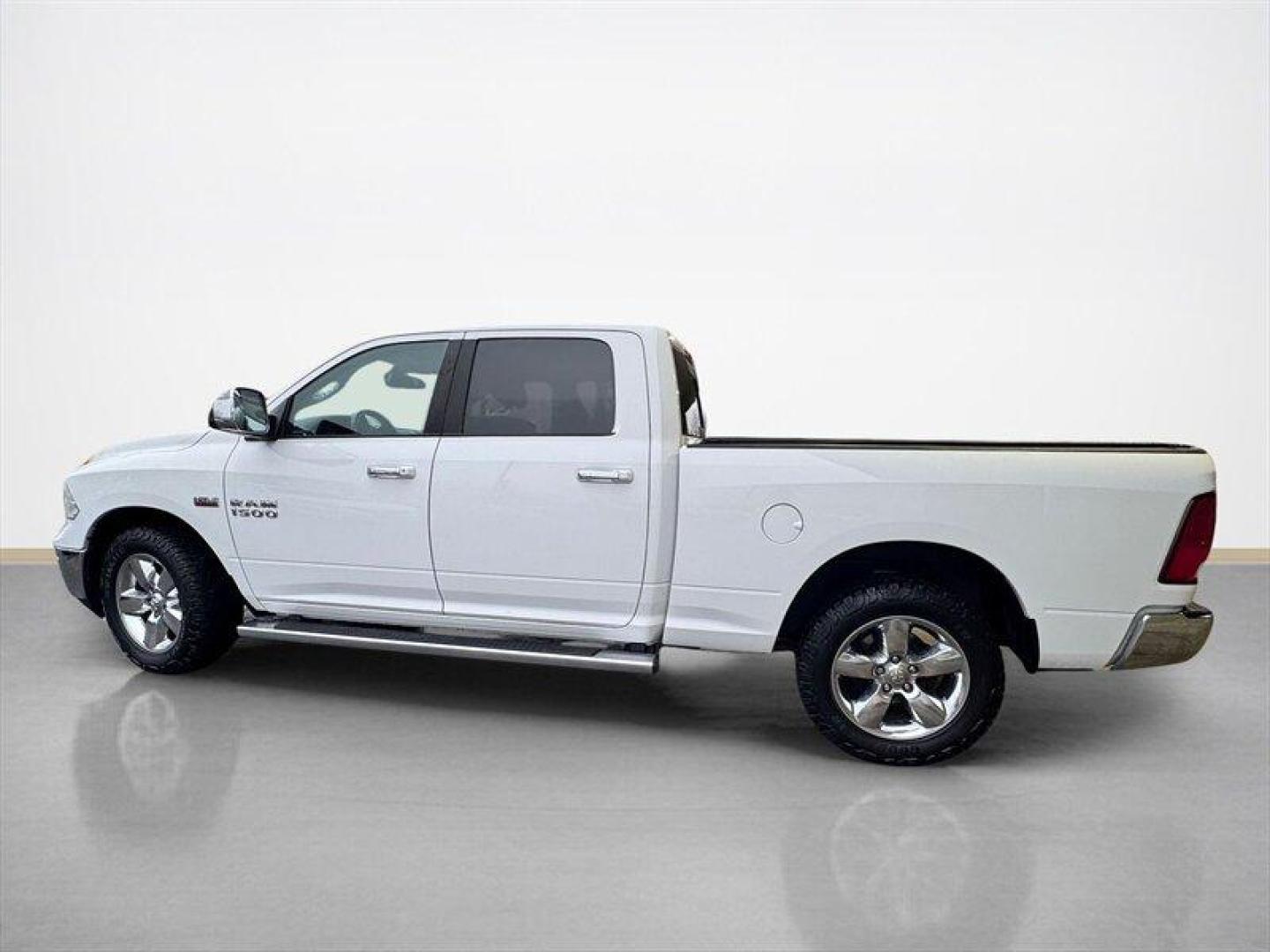 2016 Light Cream RAM 1500 Big Horn (1C6RR7TT9GS) with an HEMI 5.7L V8 395hp 410ft. lbs. engine, Automatic transmission, located at 25355 Eames Street, Channahon, IL, 60410, (815) 467-1807, 41.429108, -88.228432 - This 2016 Ram 1500 SLT 4x4 with the powerful HEMI V8 is a local trade that delivers the perfect balance of capability, comfort, and everyday drivability. Known for its smooth ride and strong performance, the Ram 1500 continues to be one of the most popular full-size trucks on the roadand this one is - Photo#6