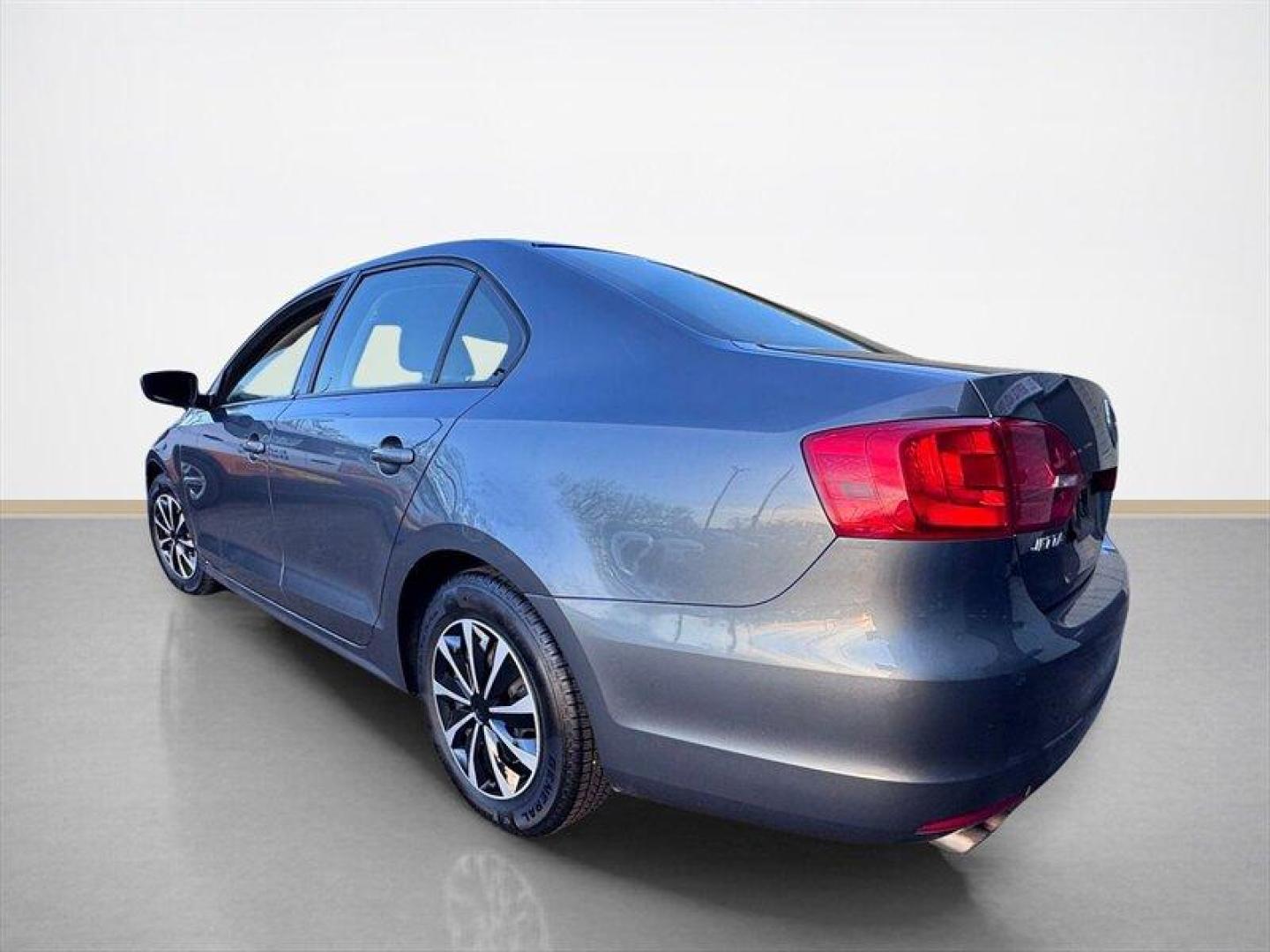 2014 Platinum Gray Metallic Volkswagen Jetta 2.0L S 2.0 (3VW2K7AJ8EM) with an 2.0L I4 115hp 125ft. lbs. engine, Automatic transmission, located at 25355 Eames Street, Channahon, IL, 60410, (815) 467-1807, 41.429108, -88.228432 - This 2014 Volkswagen Jetta S is a local trade that offers dependable transportation with a reputation for efficiency, comfort, and solid German engineering. Known for its smooth ride and roomy interior, the Jetta is a great choice for commuters, first-time drivers, or anyone looking for a practical - Photo#5