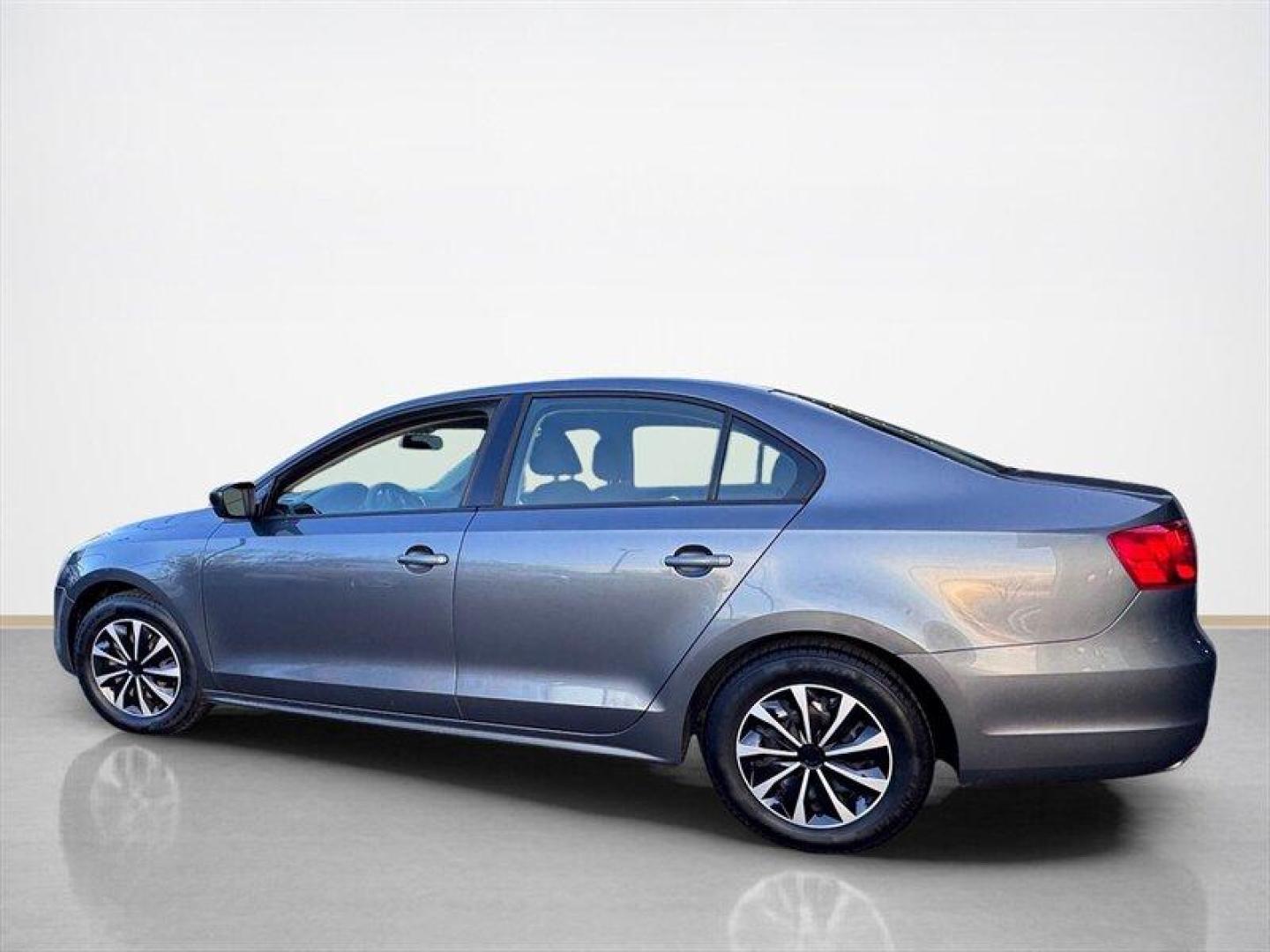 2014 Platinum Gray Metallic Volkswagen Jetta 2.0L S 2.0 (3VW2K7AJ8EM) with an 2.0L I4 115hp 125ft. lbs. engine, Automatic transmission, located at 25355 Eames Street, Channahon, IL, 60410, (815) 467-1807, 41.429108, -88.228432 - This 2014 Volkswagen Jetta S is a local trade that offers dependable transportation with a reputation for efficiency, comfort, and solid German engineering. Known for its smooth ride and roomy interior, the Jetta is a great choice for commuters, first-time drivers, or anyone looking for a practical - Photo#6