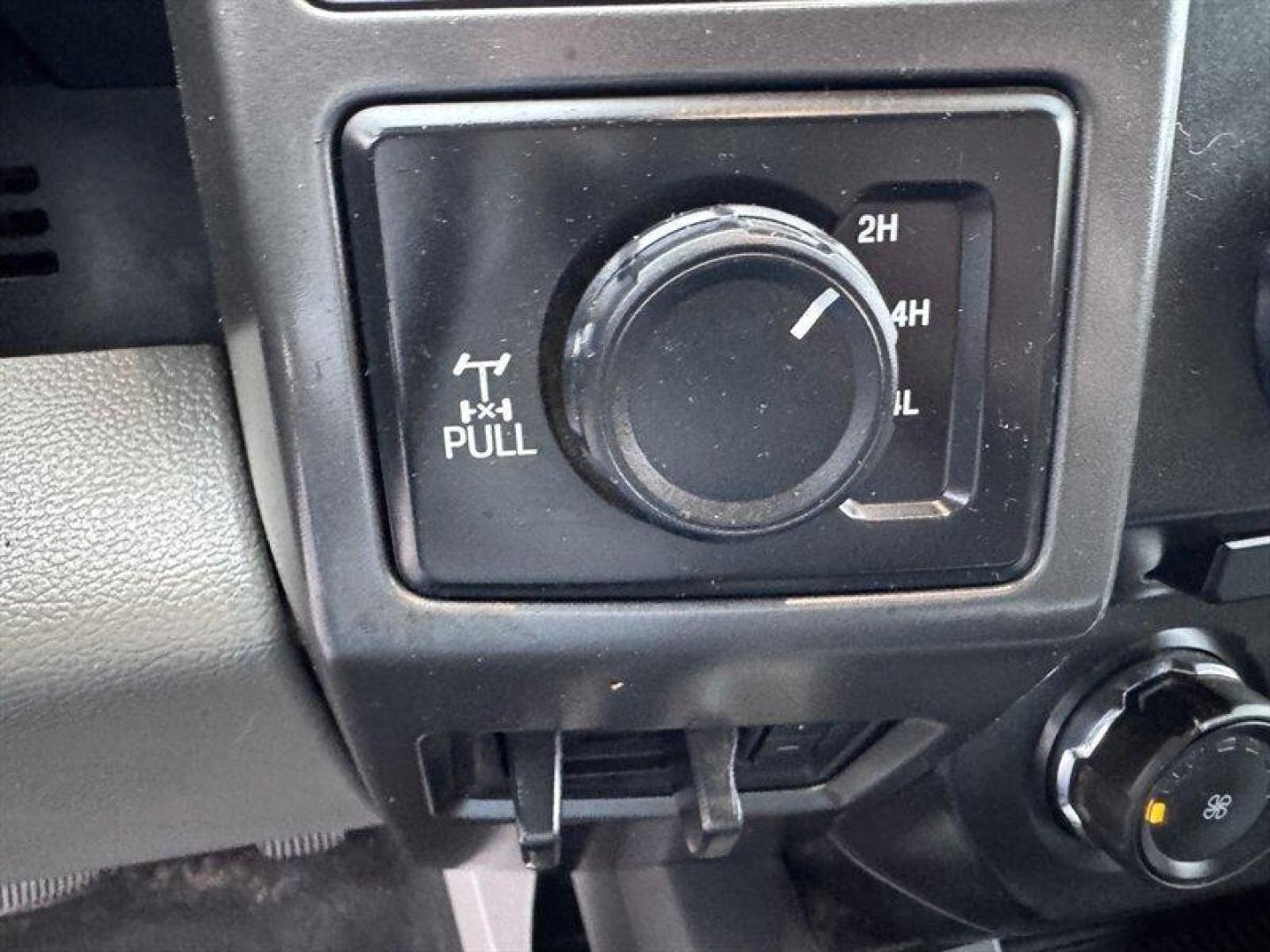 2017 Oxford White Ford F-250 XLT (1FT7W2BT2HE) with an Power Stroke 6.7L Biodiesel Turbo V8 440hp 925ft. engine, Automatic transmission, located at 25355 Eames Street, Channahon, IL, 60410, (815) 467-1807, 41.429108, -88.228432 - This 2017 Ford F-250 Crew Cab 4x4 Power Stroke Diesel is a local trade that commands attention the moment you see it. Built to work hard and stand out while doing it, this Super Duty combines legendary Ford diesel performance with aggressive aftermarket upgrades that set it apart from the rest. Und - Photo#23