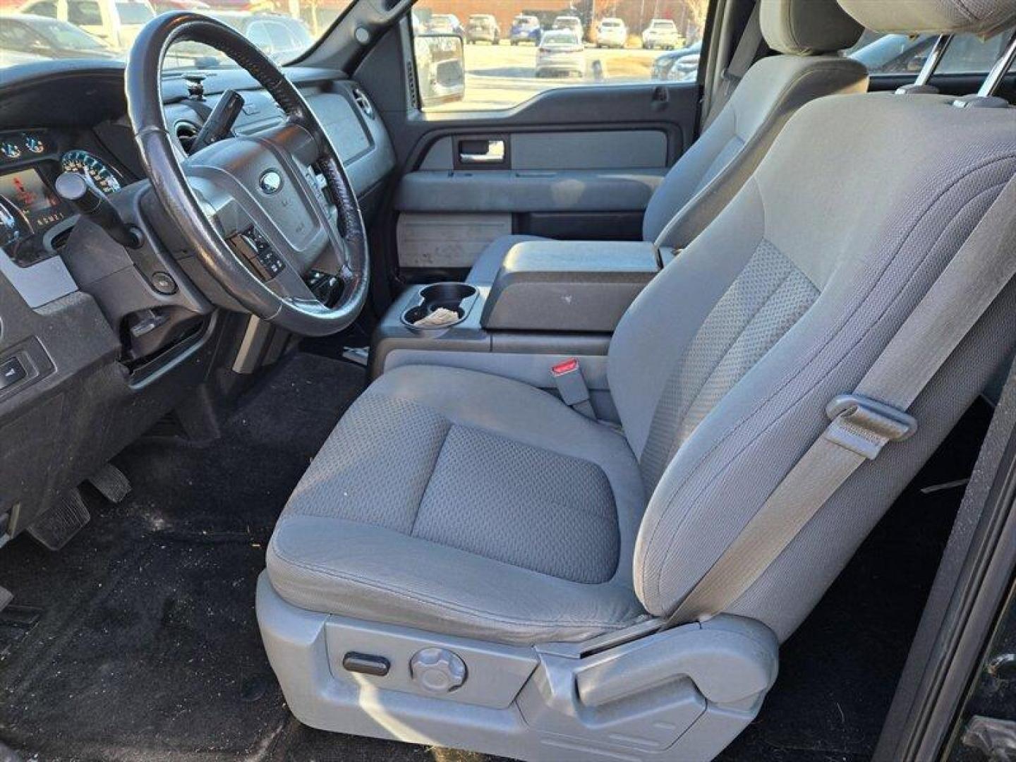 2013 Green Gem Metallic Ford F-150 XLT (1FTFW1EF5DF) with an 5.0L Flex Fuel V8 360hp 380ft. lbs. engine, Automatic transmission, located at 25355 Eames Street, Channahon, IL, 60410, (815) 467-1807, 41.429108, -88.228432 - This 2013 Ford F-150 Crew Cab 4x4 with the 5.0L V8 is a local trade being offered at a true wholesale price and is being sold AS IS / AS SHOWN. This truck is priced accordingly and is intended for a buyer who understands what an AS-IS wholesale vehicle means. The 5.0L V8 is known for strong perform - Photo#9