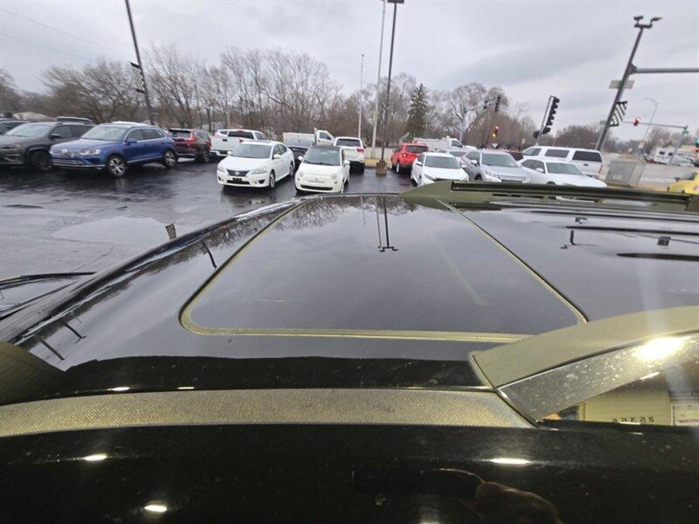 2016 Onyx Black GMC Terrain SLT (2GKFLUEK8G6) with an Ecotec 2.4L I4 182hp 172ft. lbs. engine, Automatic transmission, located at 25355 Eames Street, Channahon, IL, 60410, (815) 467-1807, 41.429108, -88.228432 - This 2016 GMC Terrain SLT is a clean local trade thats packed with comfort and convenience. The heated leather seats keep you cozy on cold mornings, while the sunroof lets in just the right amount of sunshine when the weather cooperates. Equipped with navigation, a backup camera, and remote start, - Photo#9