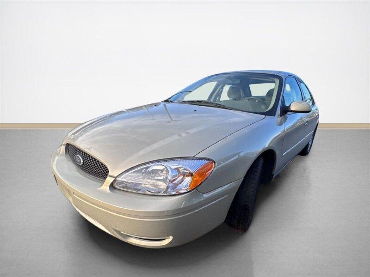 2004 Gold Ash Clearcoat Metallic Ford Taurus SE (1FAFP53U24G) with an 3.0L NA V6 overhead valves (OHV) 12V engine, Automatic transmission, located at 25355 Eames Street, Channahon, IL, 60410, (815) 467-1807, 41.429108, -88.228432 - 2004 Ford Taurus Local Trade One family ownedmother and sonfrom day one and well cared for over the years. Being sold AS IS, AS SHOWN with no inspection performed. CARFAX shows a total loss from hail damage in 2019, and the vehicle needs brakes and has steering noise. Priced with transparency for - Photo#7