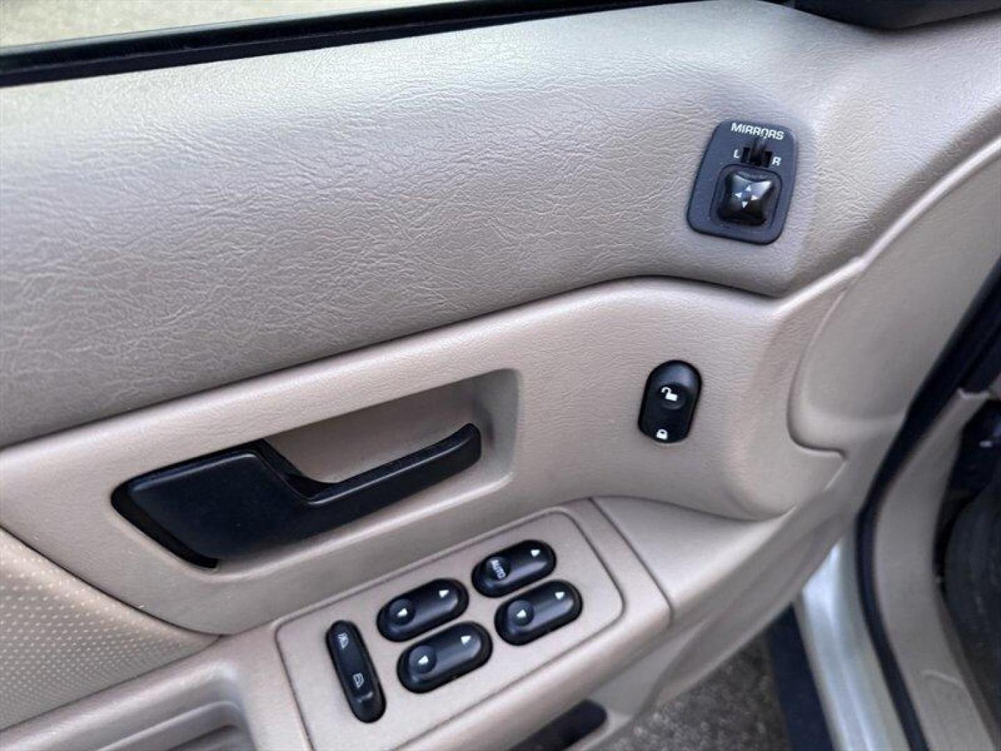 2004 Gold Ash Clearcoat Metallic Ford Taurus SE (1FAFP53U24G) with an 3.0L NA V6 overhead valves (OHV) 12V engine, Automatic transmission, located at 25355 Eames Street, Channahon, IL, 60410, (815) 467-1807, 41.429108, -88.228432 - 2004 Ford Taurus Local Trade One family ownedmother and sonfrom day one and well cared for over the years. Being sold AS IS, AS SHOWN with no inspection performed. CARFAX shows a total loss from hail damage in 2019, and the vehicle needs brakes and has steering noise. Priced with transparency for - Photo#15