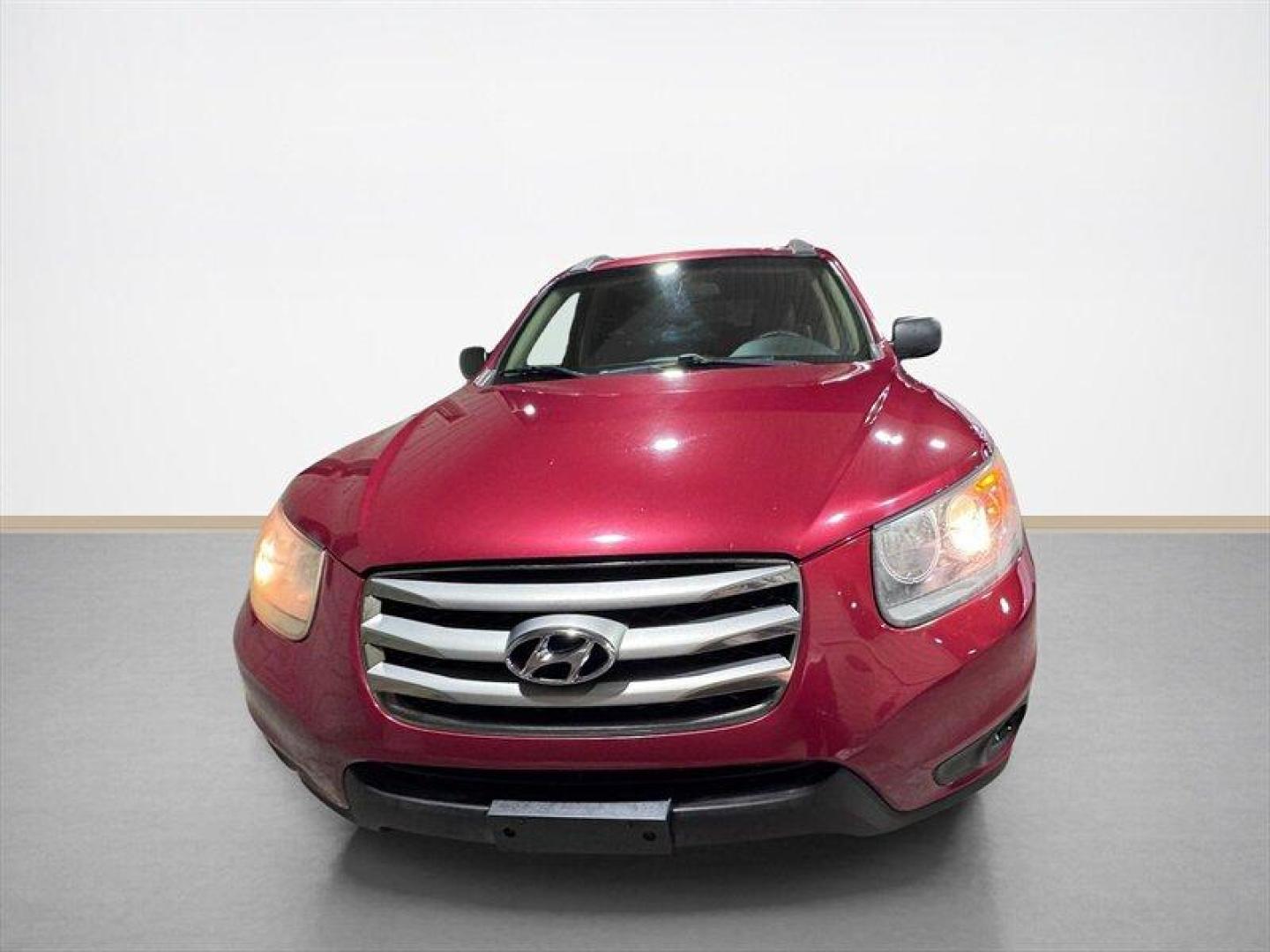 2012 Sierra Red Hyundai SANTA FE GLS (5XYZG3AB0CG) with an 2.4L I4 175hp 169ft. lbs. engine, Automatic transmission, located at 25355 Eames Street, Channahon, IL, 60410, (815) 467-1807, 41.429108, -88.228432 - 2012 Hyundai Santa Fe Local Trade Being sold AS IS, AS SHOWN and we are not inspecting this vehicle. A solid option for a first-time driver or commuter car looking for an affordable SUV. Price does not include taxes, title, registration, or documentation fees. - Photo#8