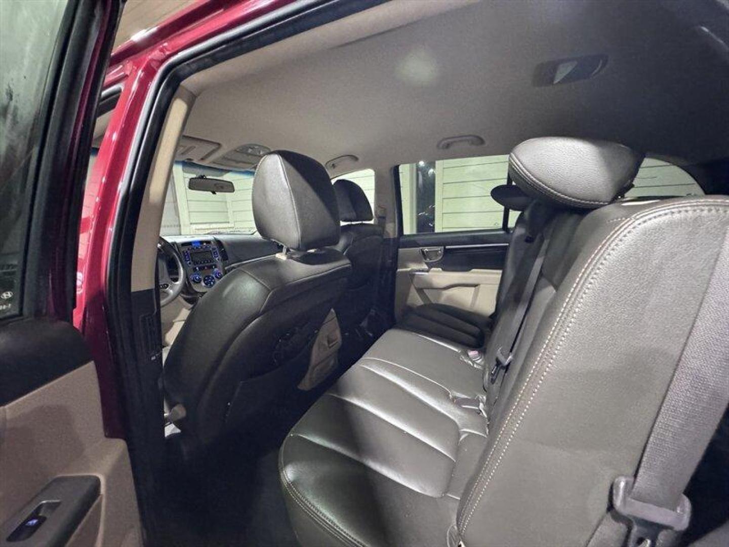 2012 Sierra Red Hyundai SANTA FE GLS (5XYZG3AB0CG) with an 2.4L I4 175hp 169ft. lbs. engine, Automatic transmission, located at 25355 Eames Street, Channahon, IL, 60410, (815) 467-1807, 41.429108, -88.228432 - 2012 Hyundai Santa Fe Local Trade Being sold AS IS, AS SHOWN and we are not inspecting this vehicle. A solid option for a first-time driver or commuter car looking for an affordable SUV. Price does not include taxes, title, registration, or documentation fees. - Photo#12