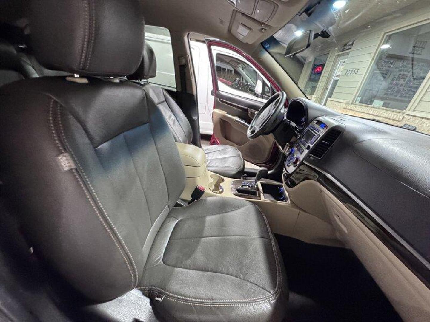 2012 Sierra Red Hyundai SANTA FE GLS (5XYZG3AB0CG) with an 2.4L I4 175hp 169ft. lbs. engine, Automatic transmission, located at 25355 Eames Street, Channahon, IL, 60410, (815) 467-1807, 41.429108, -88.228432 - 2012 Hyundai Santa Fe Local Trade Being sold AS IS, AS SHOWN and we are not inspecting this vehicle. A solid option for a first-time driver or commuter car looking for an affordable SUV. Price does not include taxes, title, registration, or documentation fees. - Photo#15