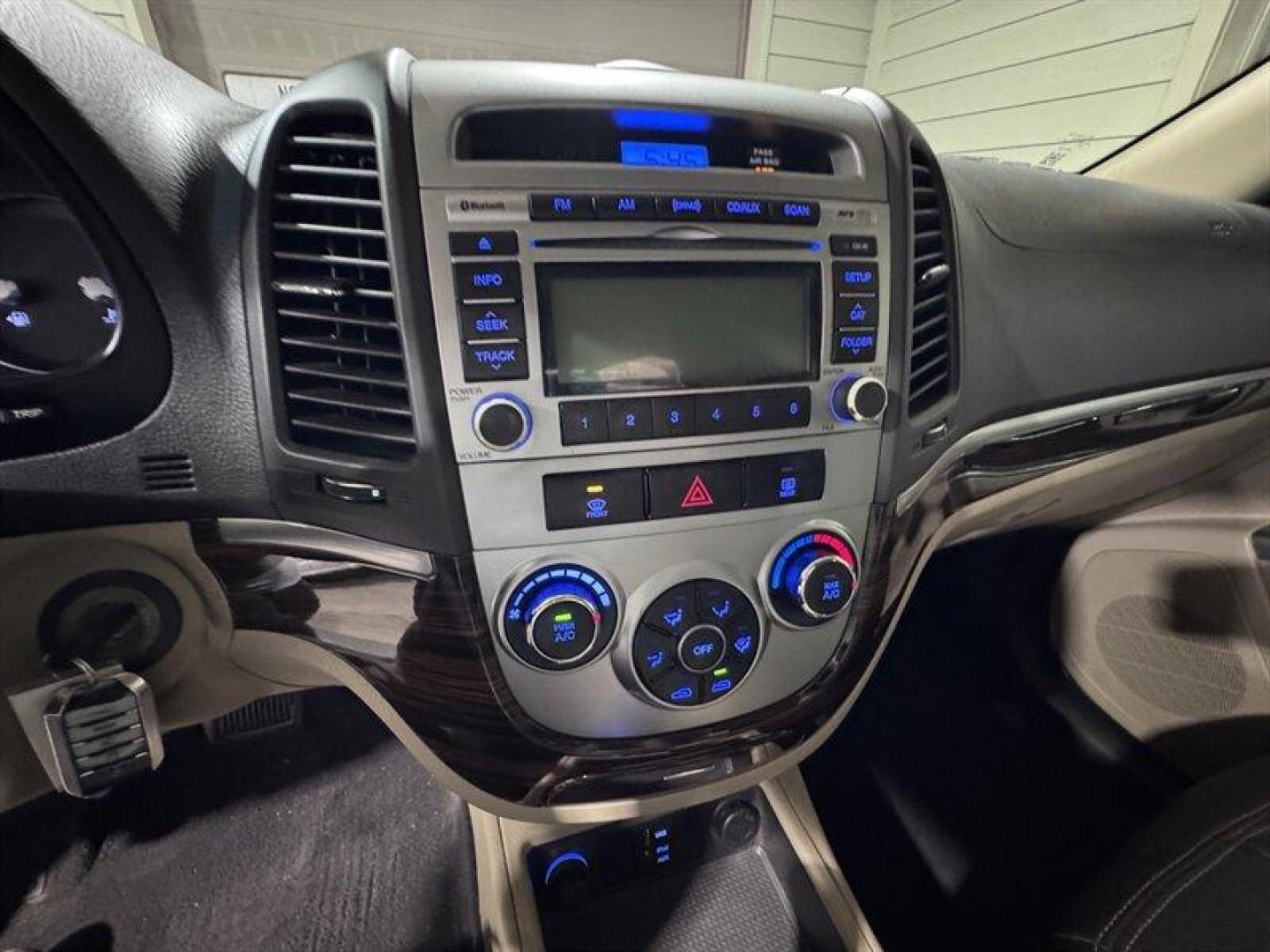 2012 Sierra Red Hyundai SANTA FE GLS (5XYZG3AB0CG) with an 2.4L I4 175hp 169ft. lbs. engine, Automatic transmission, located at 25355 Eames Street, Channahon, IL, 60410, (815) 467-1807, 41.429108, -88.228432 - 2012 Hyundai Santa Fe Local Trade Being sold AS IS, AS SHOWN and we are not inspecting this vehicle. A solid option for a first-time driver or commuter car looking for an affordable SUV. Price does not include taxes, title, registration, or documentation fees. - Photo#17