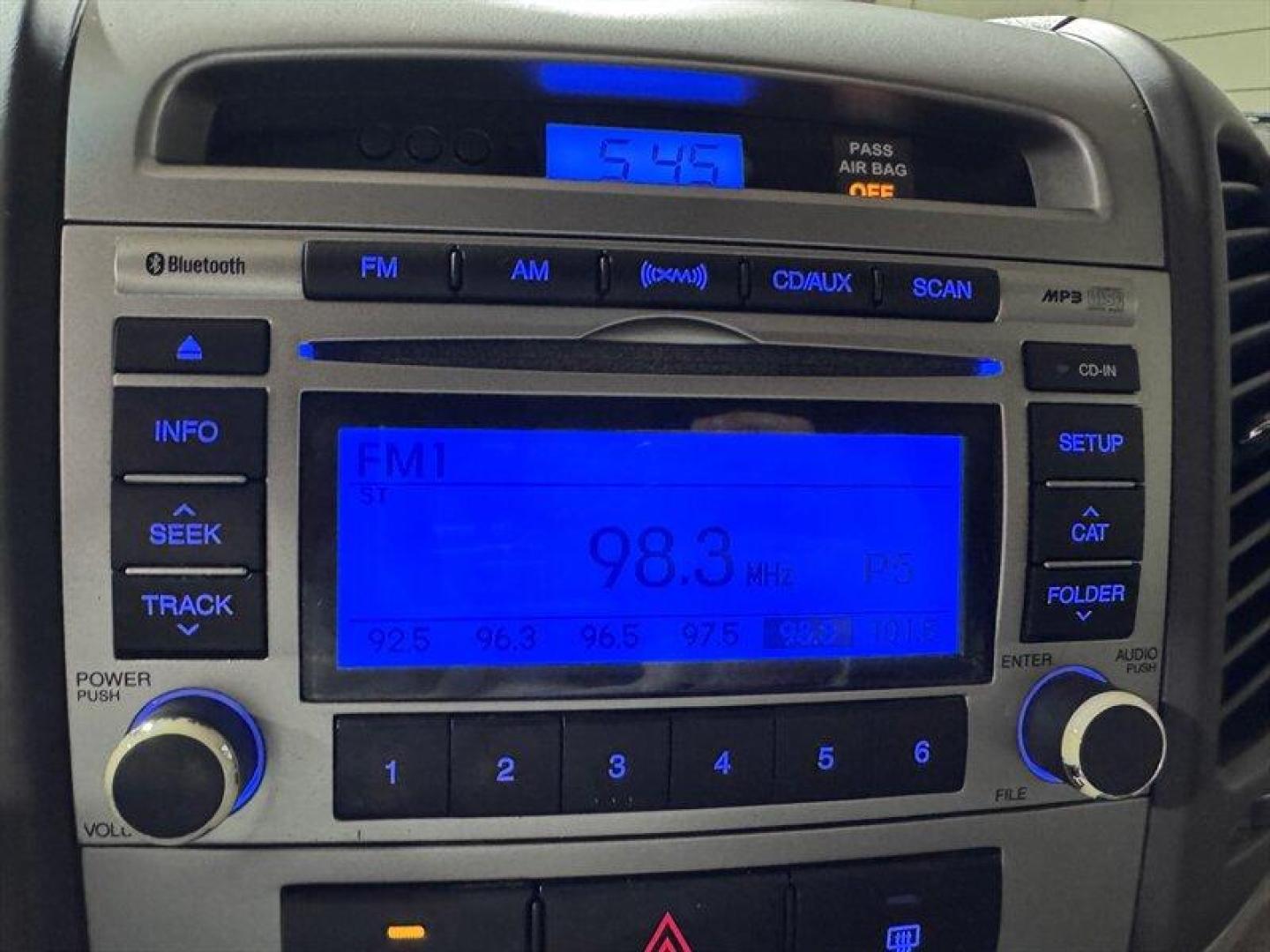 2012 Sierra Red Hyundai SANTA FE GLS (5XYZG3AB0CG) with an 2.4L I4 175hp 169ft. lbs. engine, Automatic transmission, located at 25355 Eames Street, Channahon, IL, 60410, (815) 467-1807, 41.429108, -88.228432 - 2012 Hyundai Santa Fe Local Trade Being sold AS IS, AS SHOWN and we are not inspecting this vehicle. A solid option for a first-time driver or commuter car looking for an affordable SUV. Price does not include taxes, title, registration, or documentation fees. - Photo#18